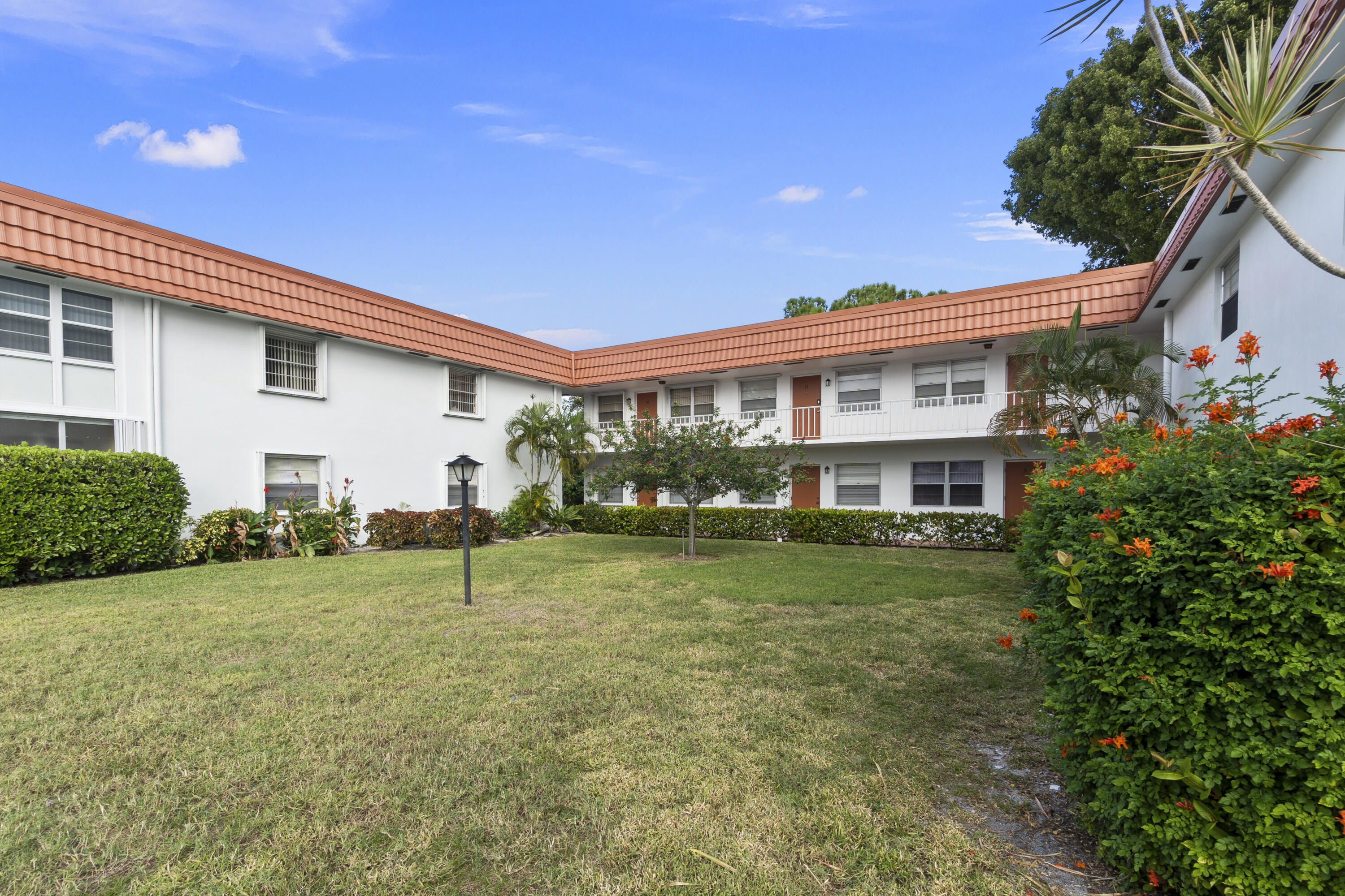 2600 SE Ocean Boulevard Z-9