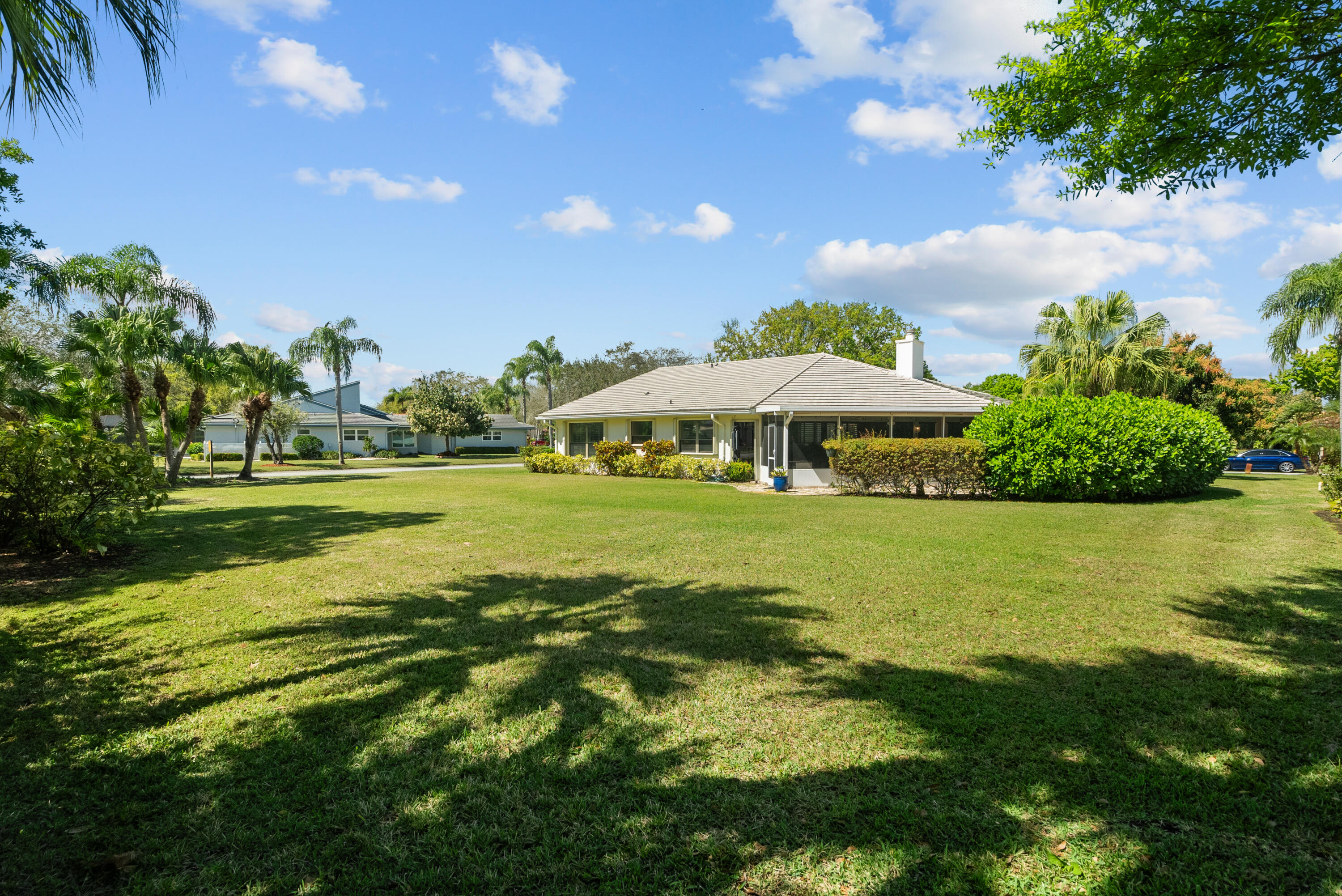 2077 SW Heronwood Road
