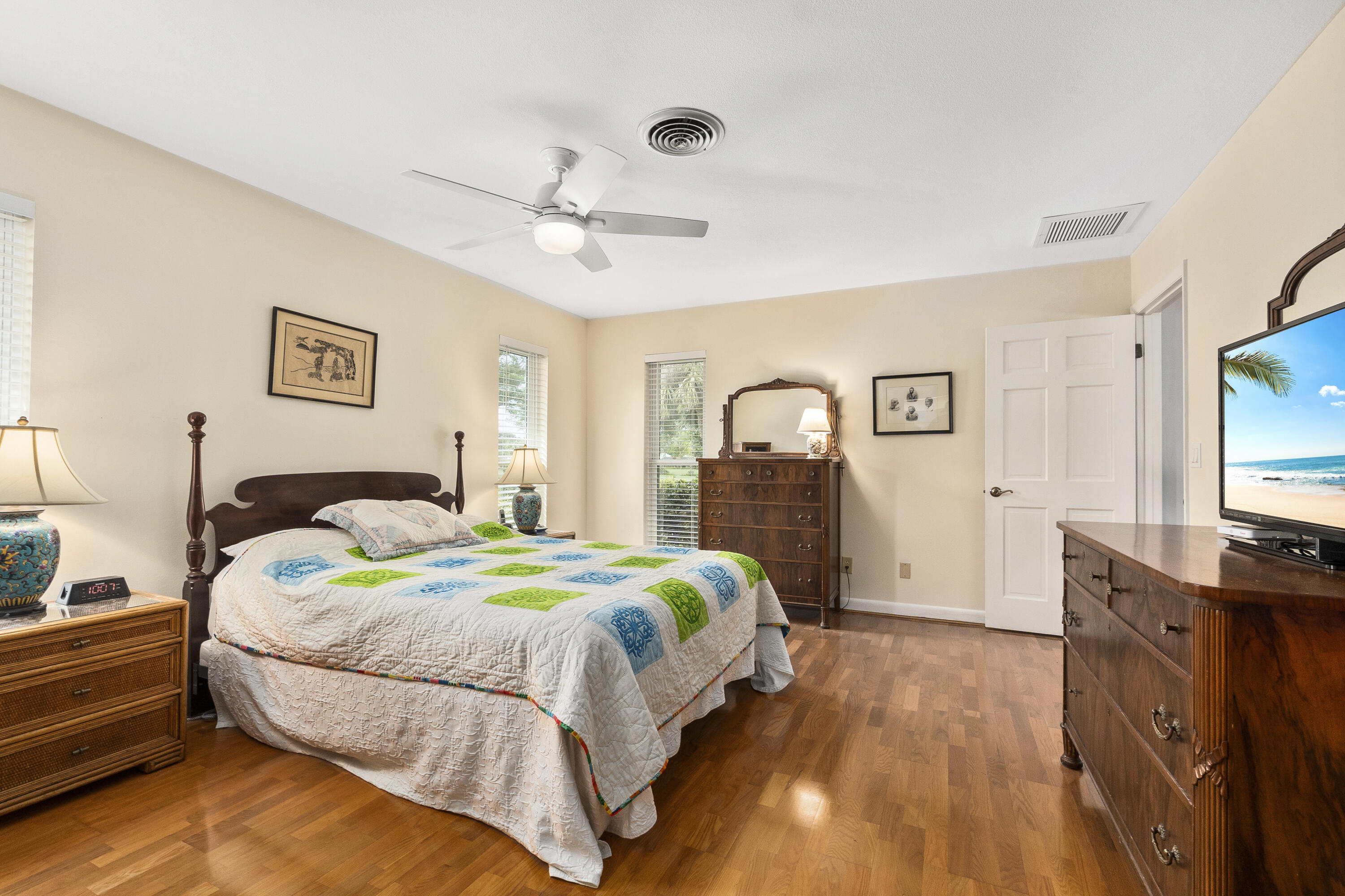 4103 SE Fairway East