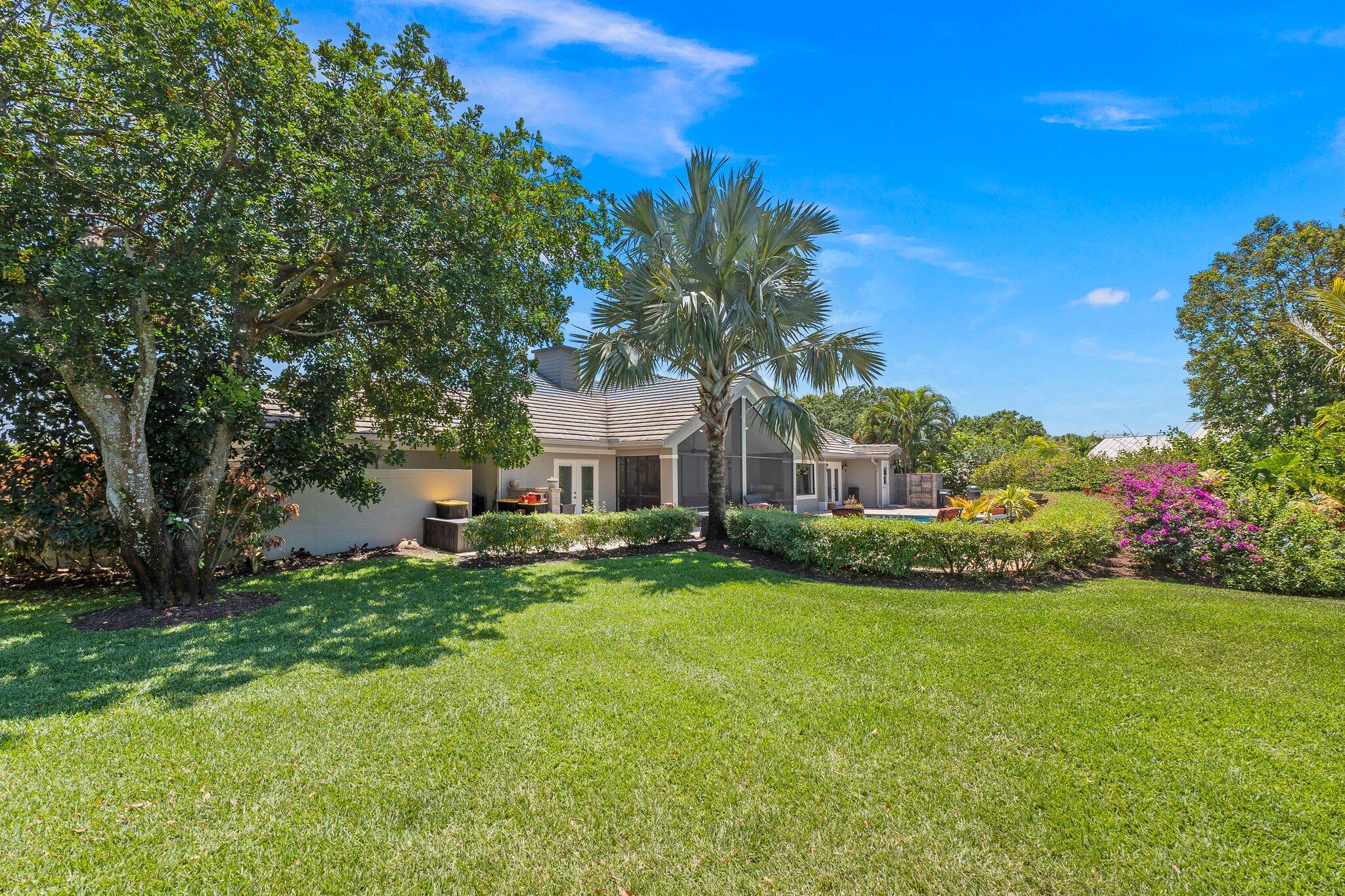 4510 SW Thistle Terrace