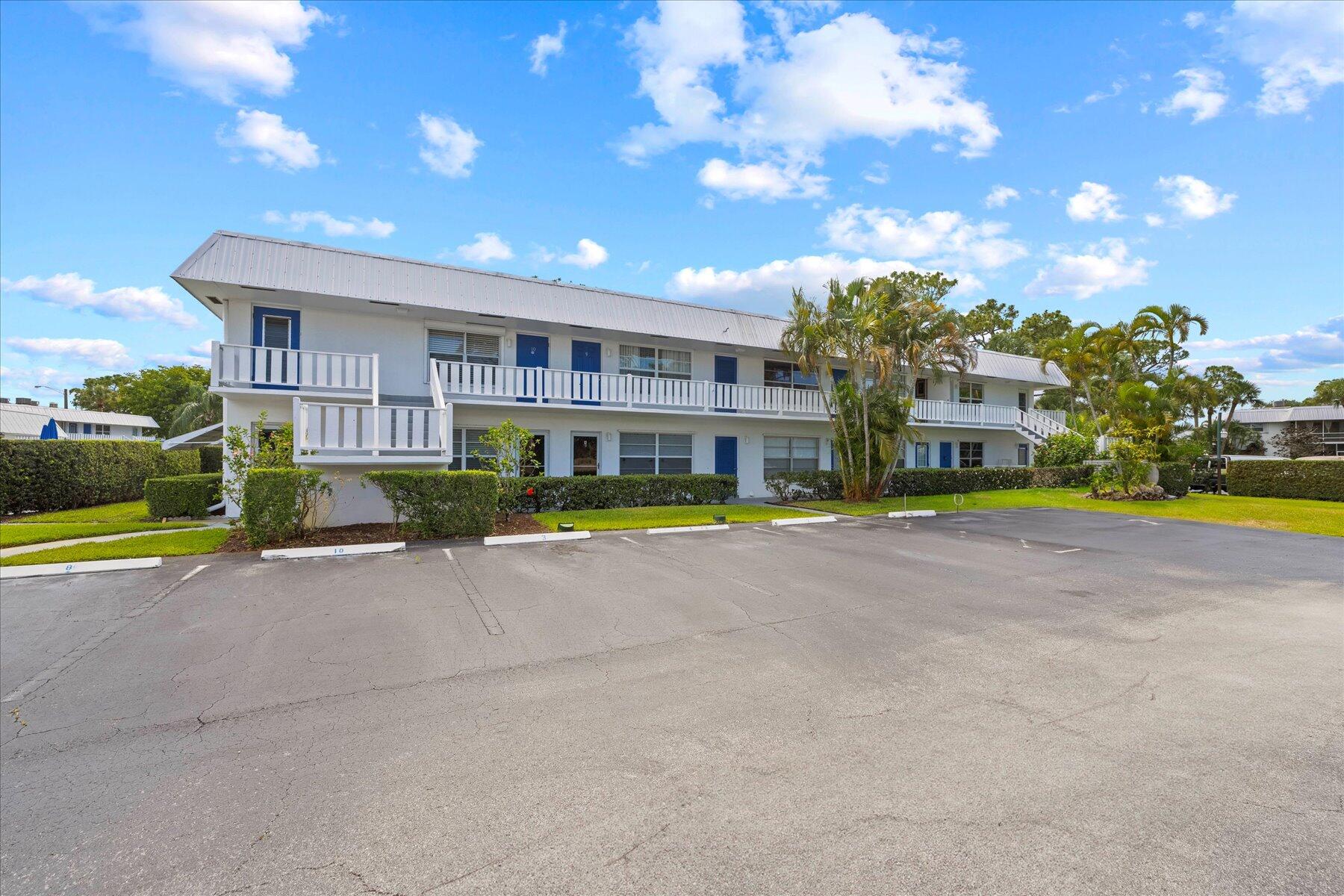 2929 SE Ocean Boulevard H-8