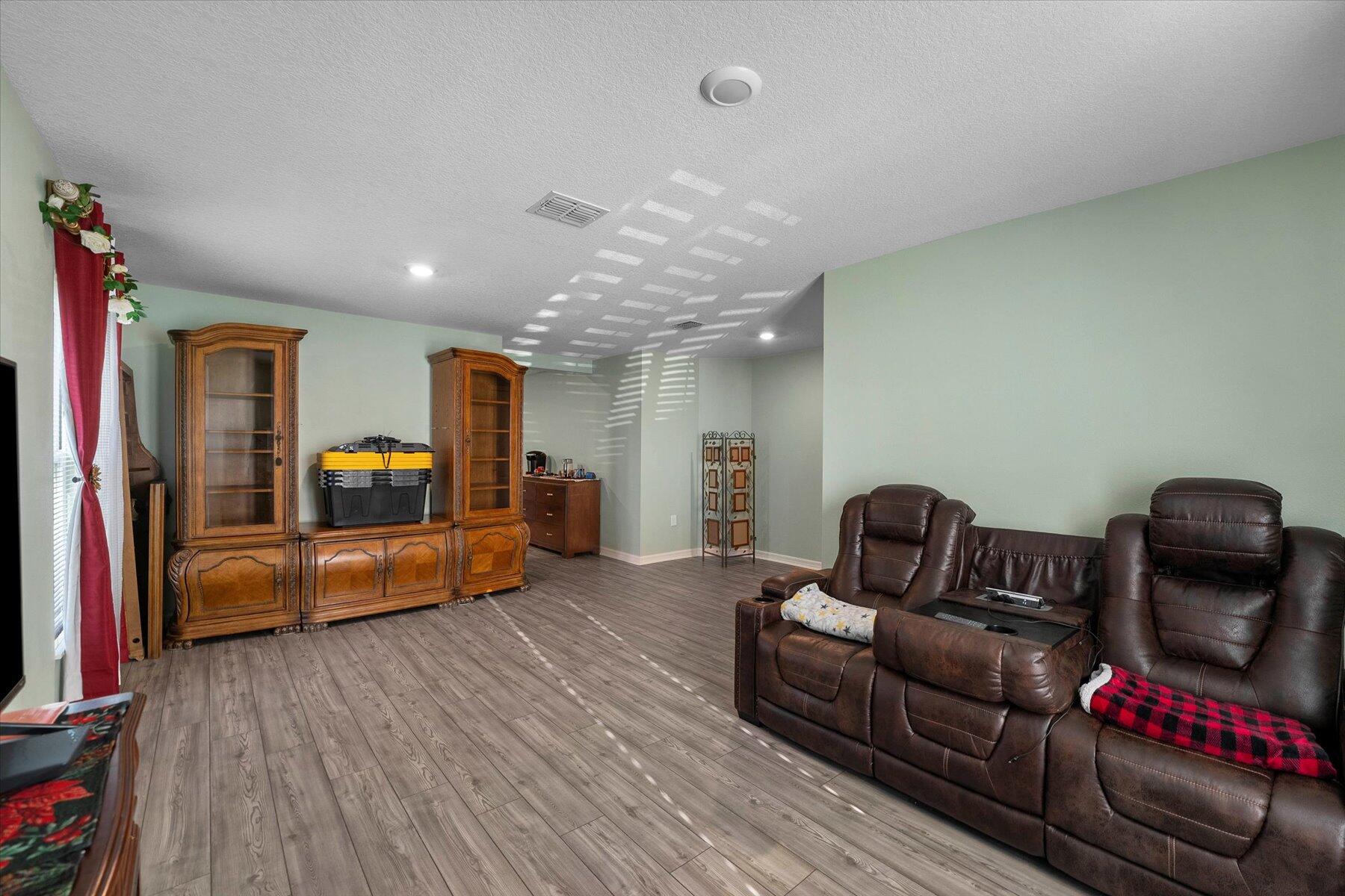 3718 SW Savona Boulevard, Port St. Lucie