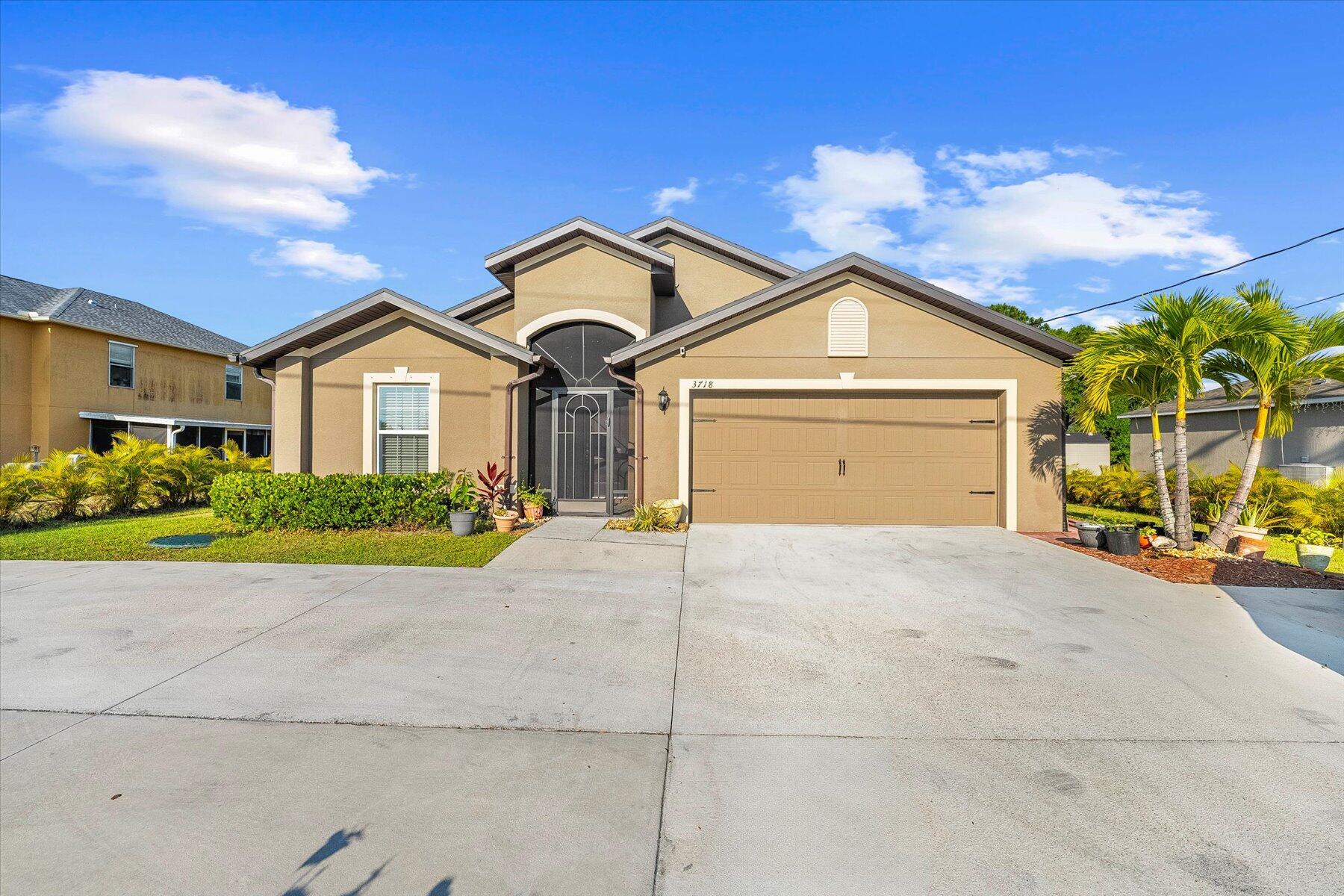 3718 SW Savona Boulevard, Port St. Lucie