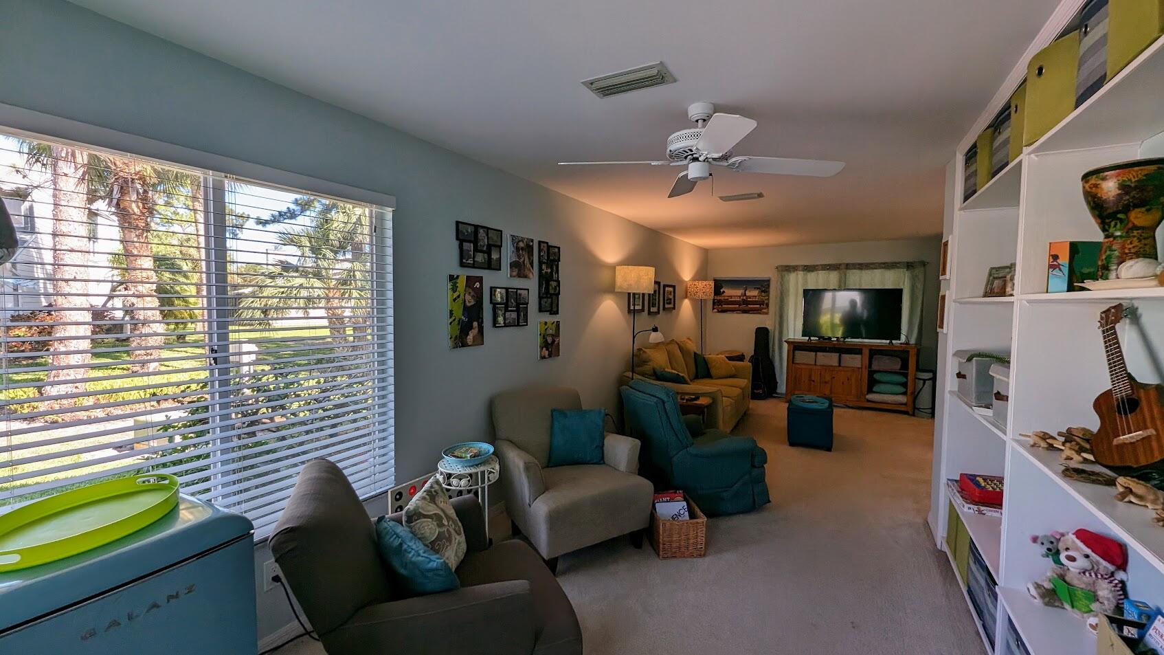 616 NE Wax Myrtle Way