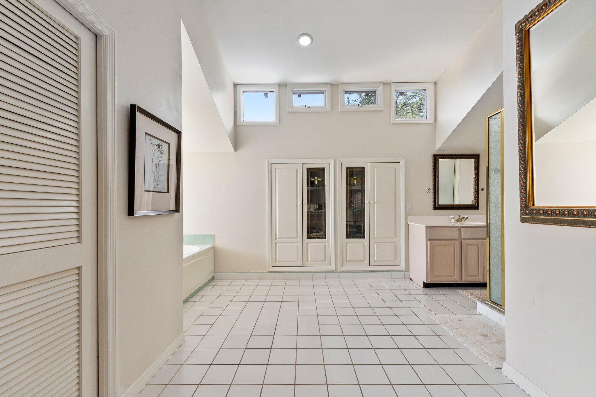 12 Oakwood Drive