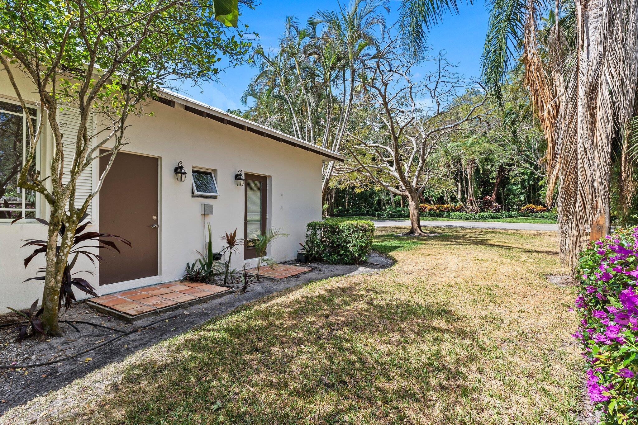 12 Oakwood Drive