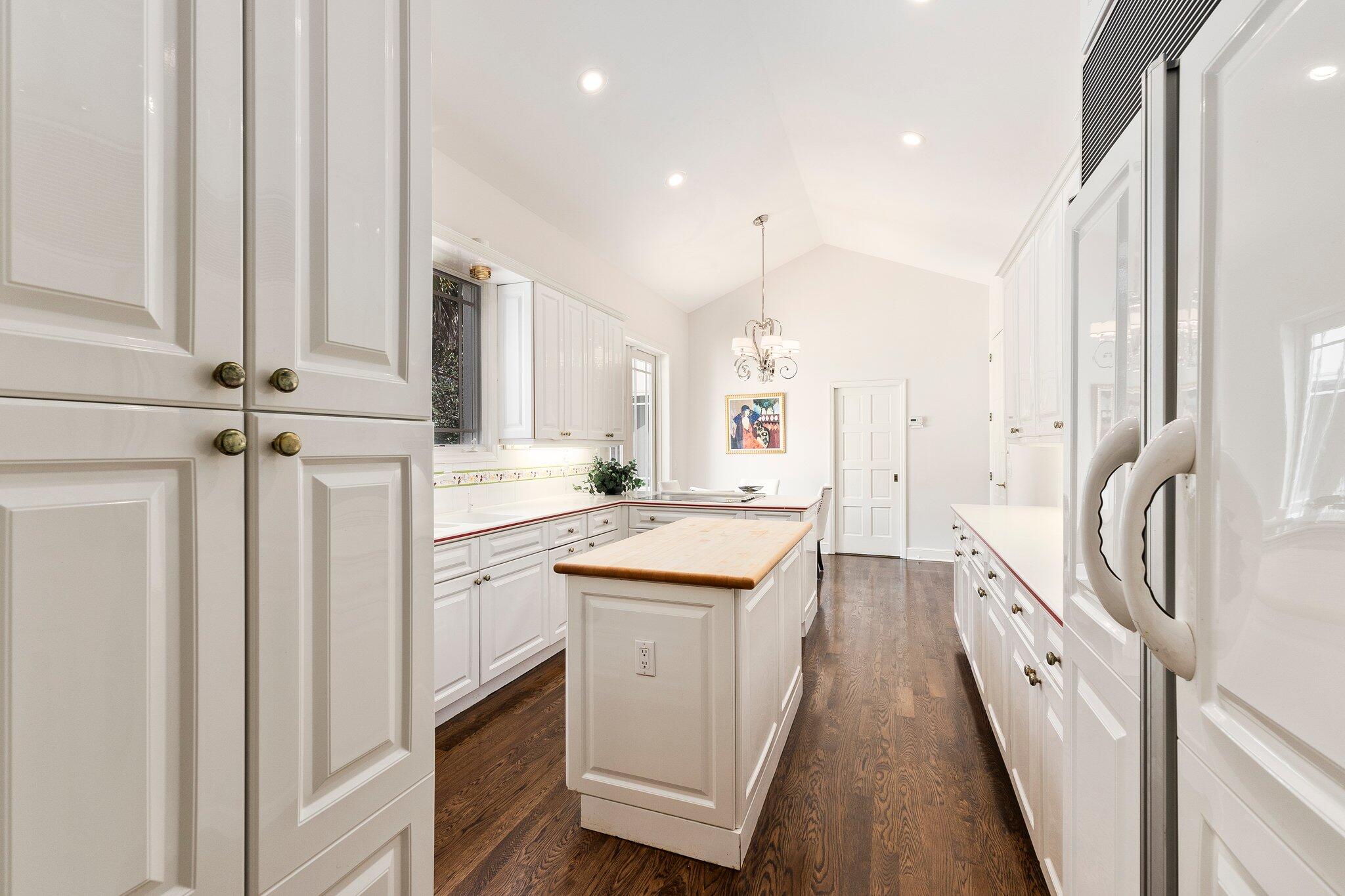 12 Oakwood Drive