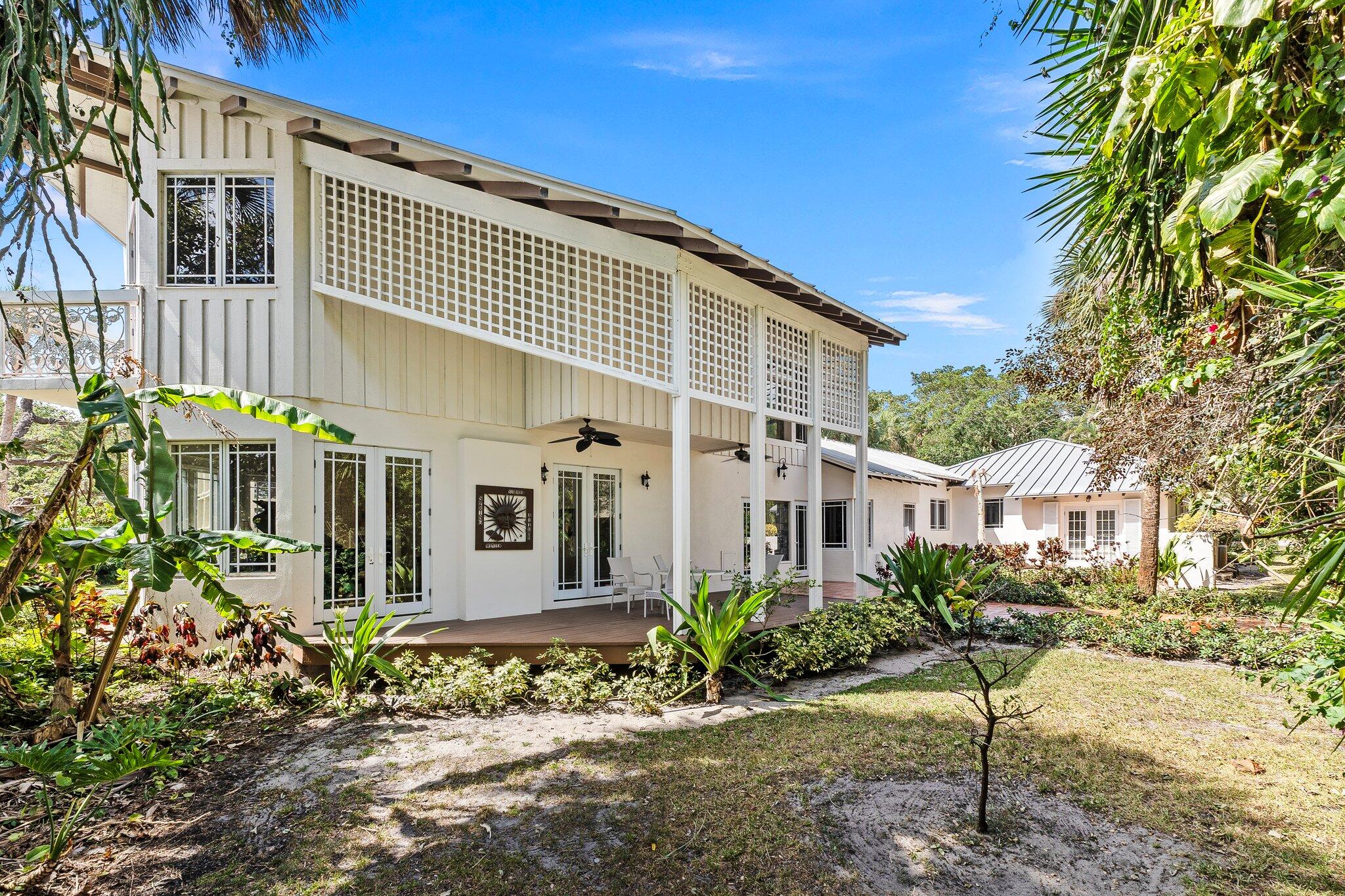 12 Oakwood Drive