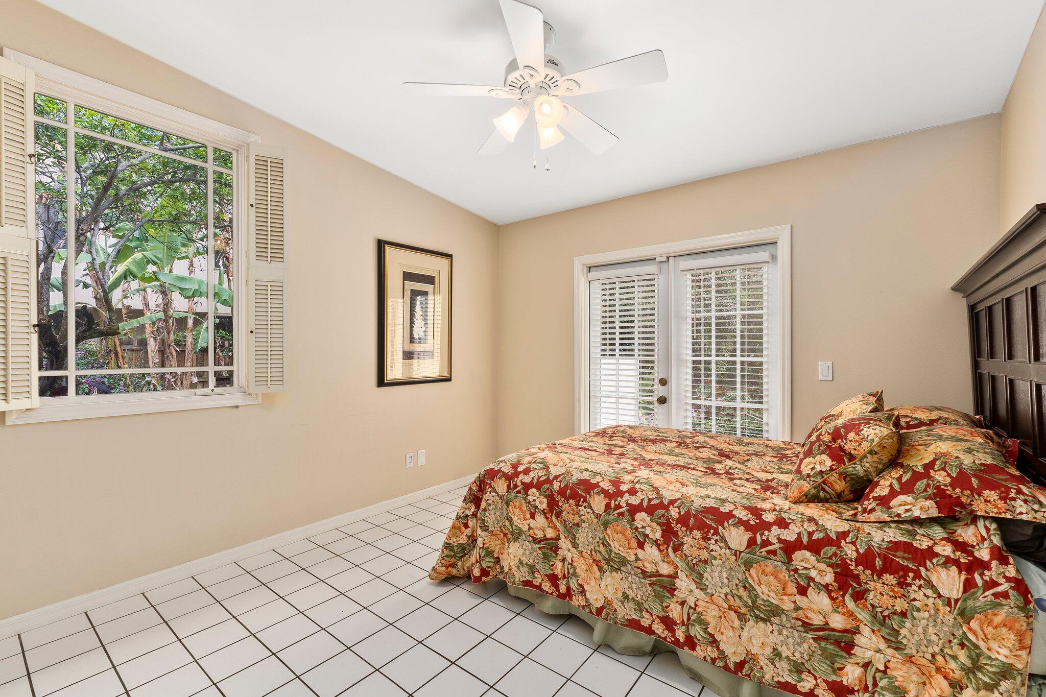 12 Oakwood Drive