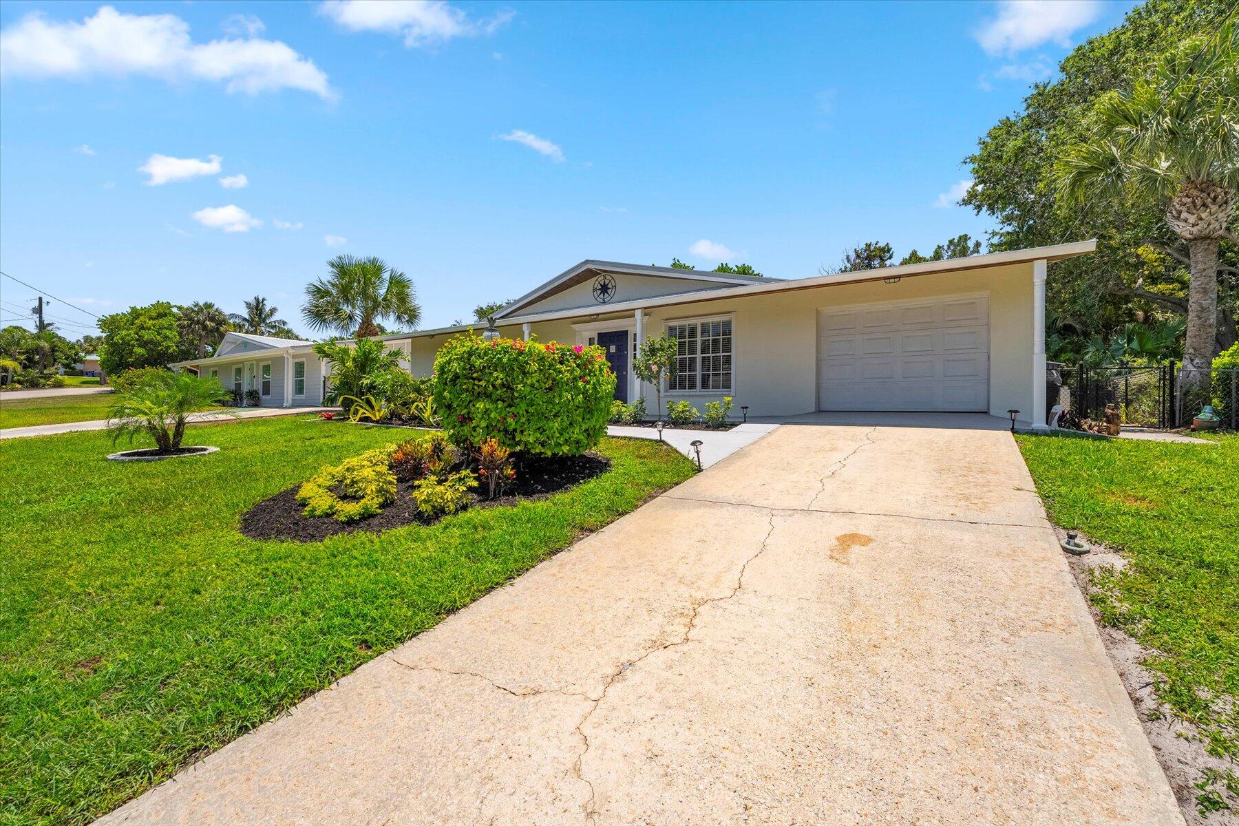 4106 NE Hyline Drive