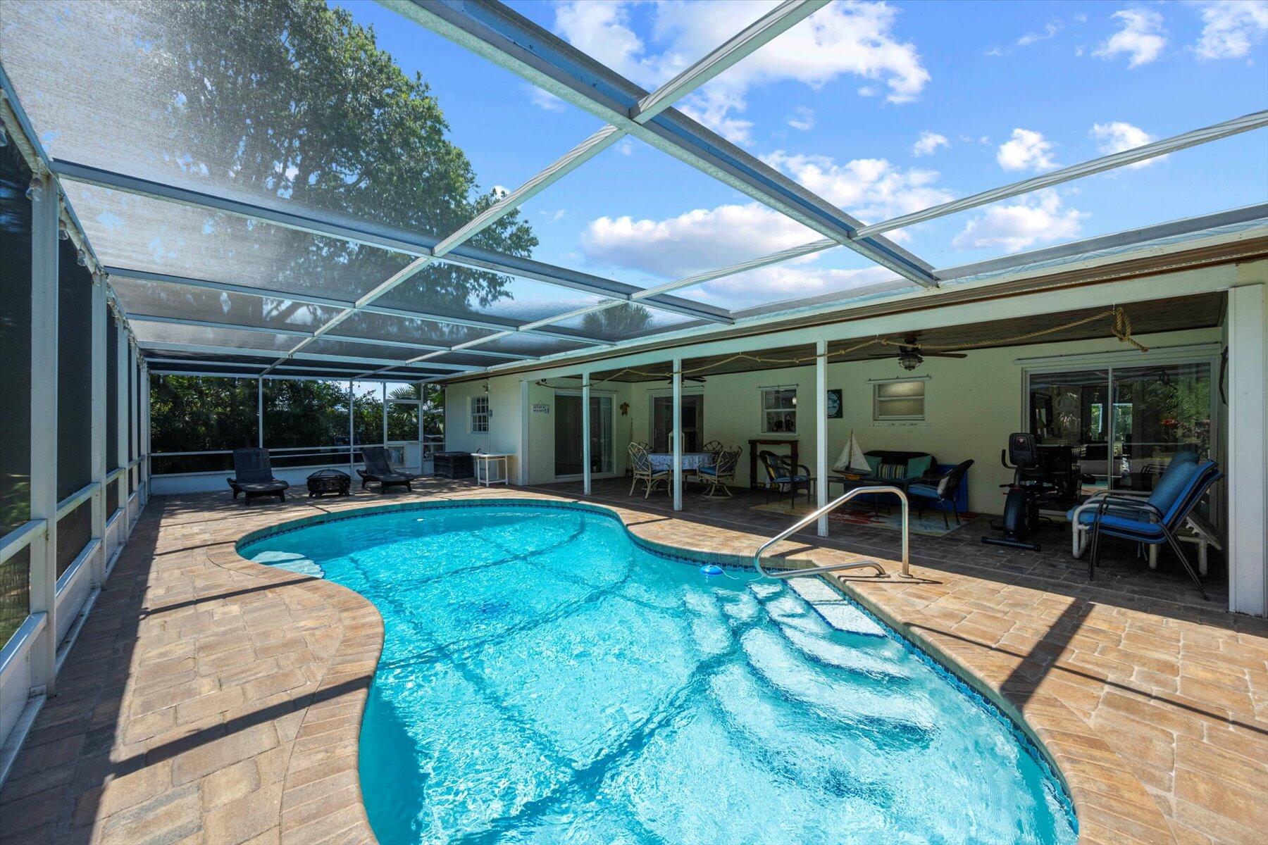4106 NE Hyline Drive
