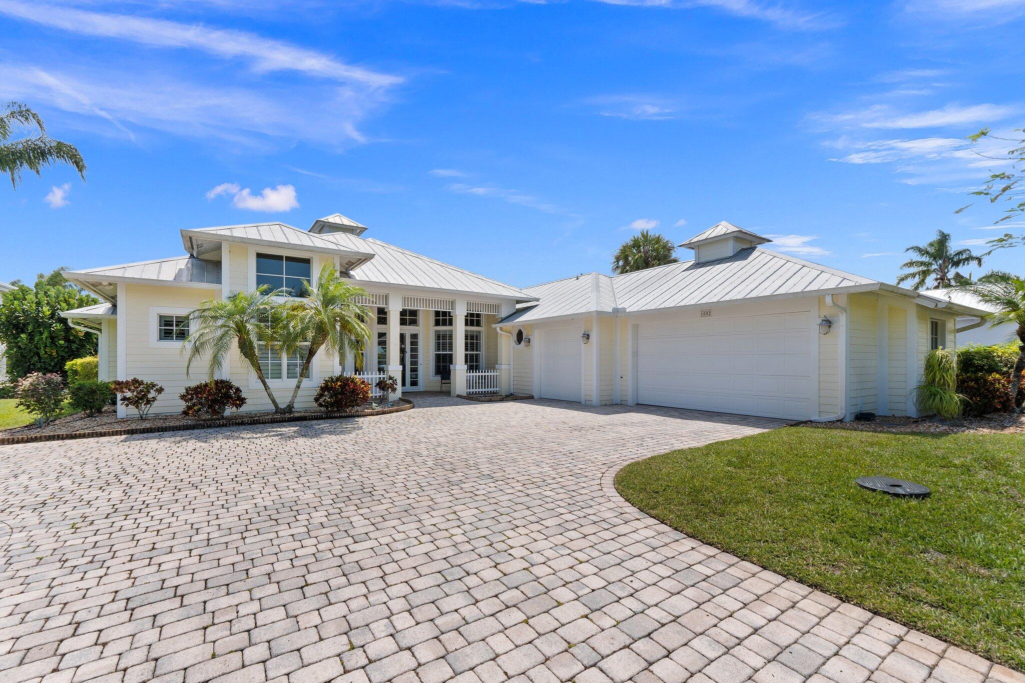 1002 SE Kitching Cove Lane, Port St. Lucie