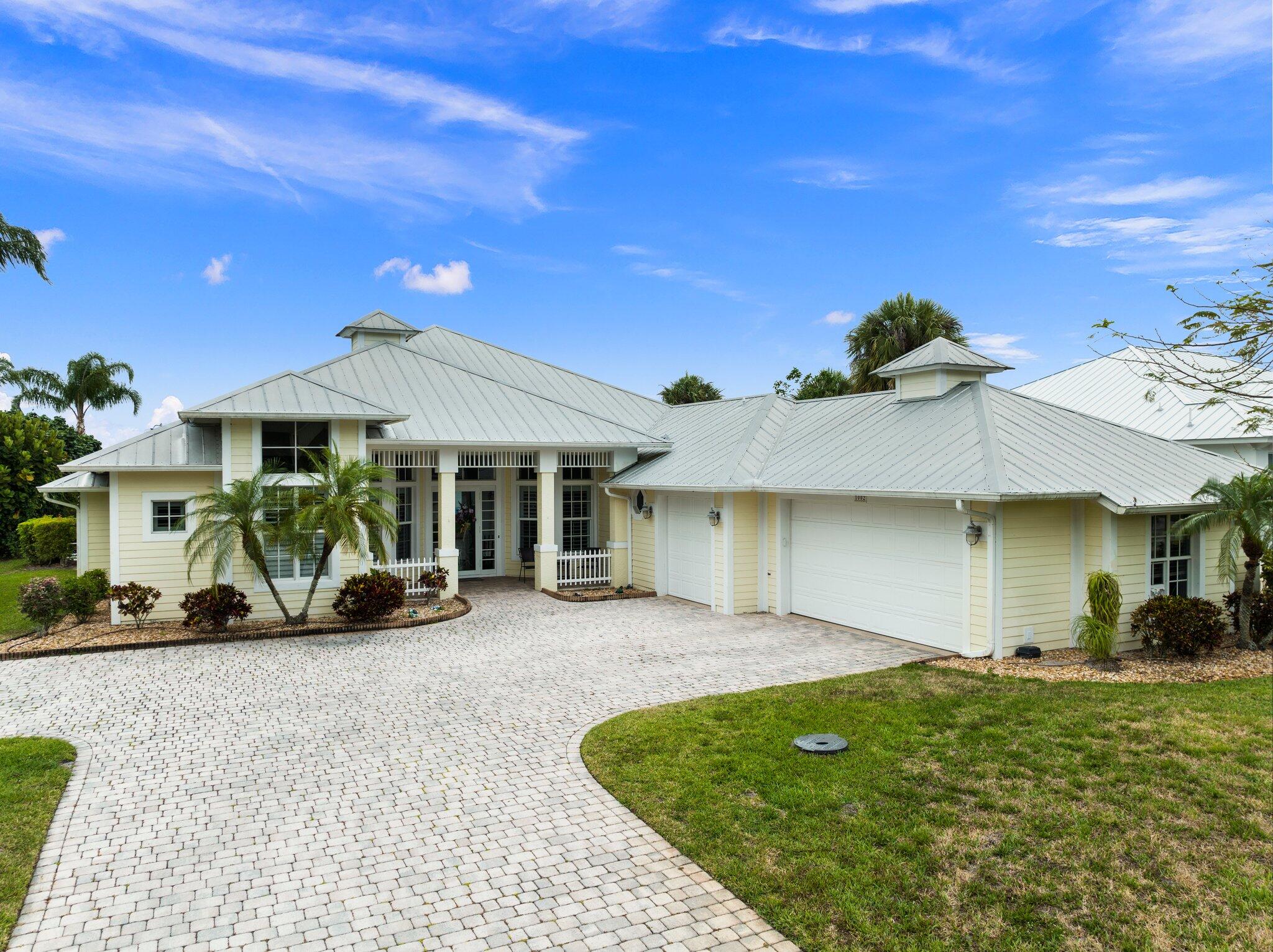 1002 SE Kitching Cove Lane, Port St. Lucie