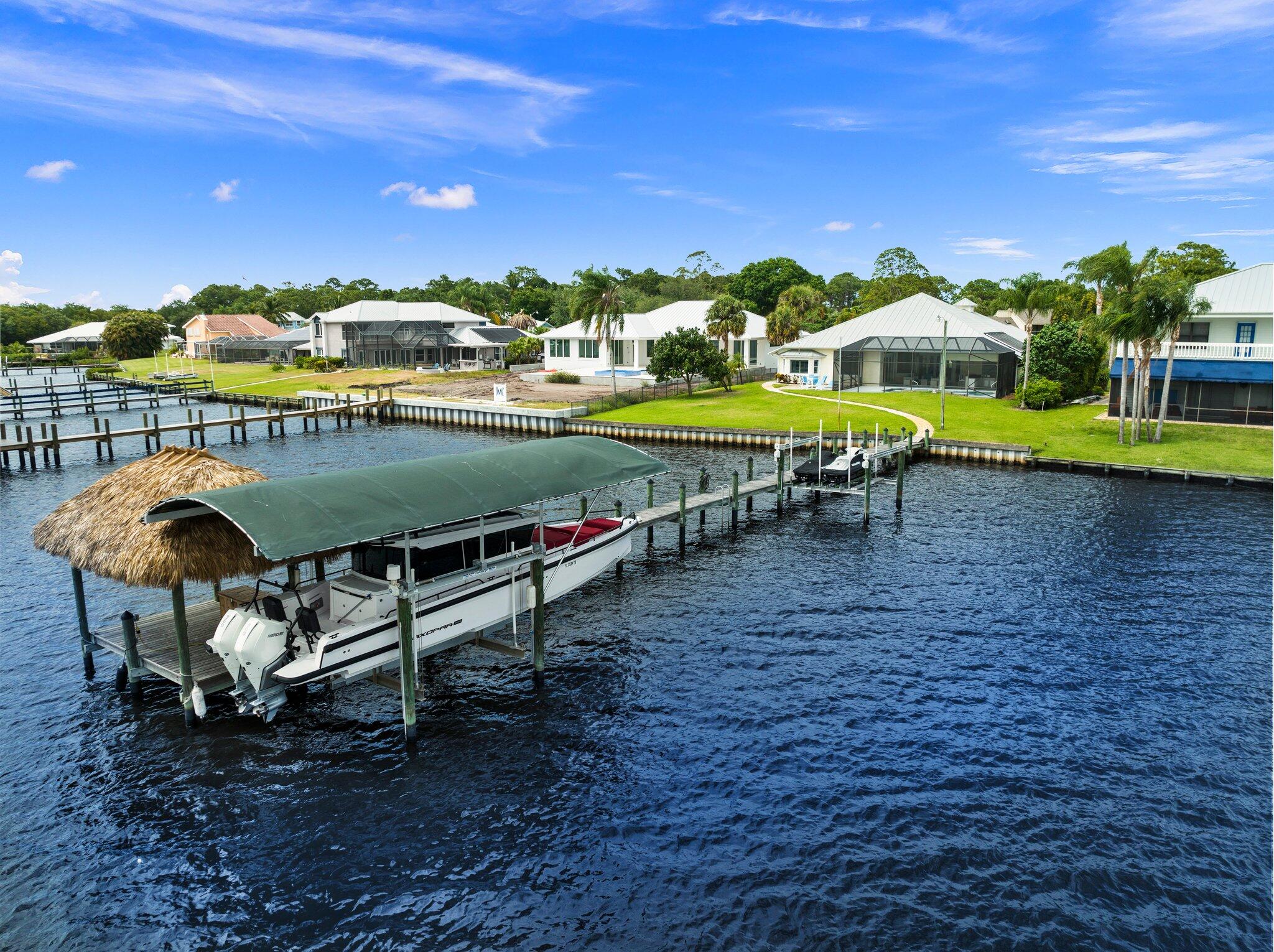 1002 SE Kitching Cove Lane, Port St. Lucie