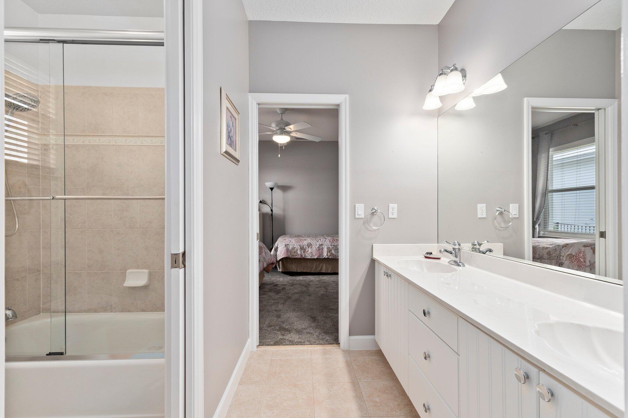1002 SE Kitching Cove Lane, Port St. Lucie