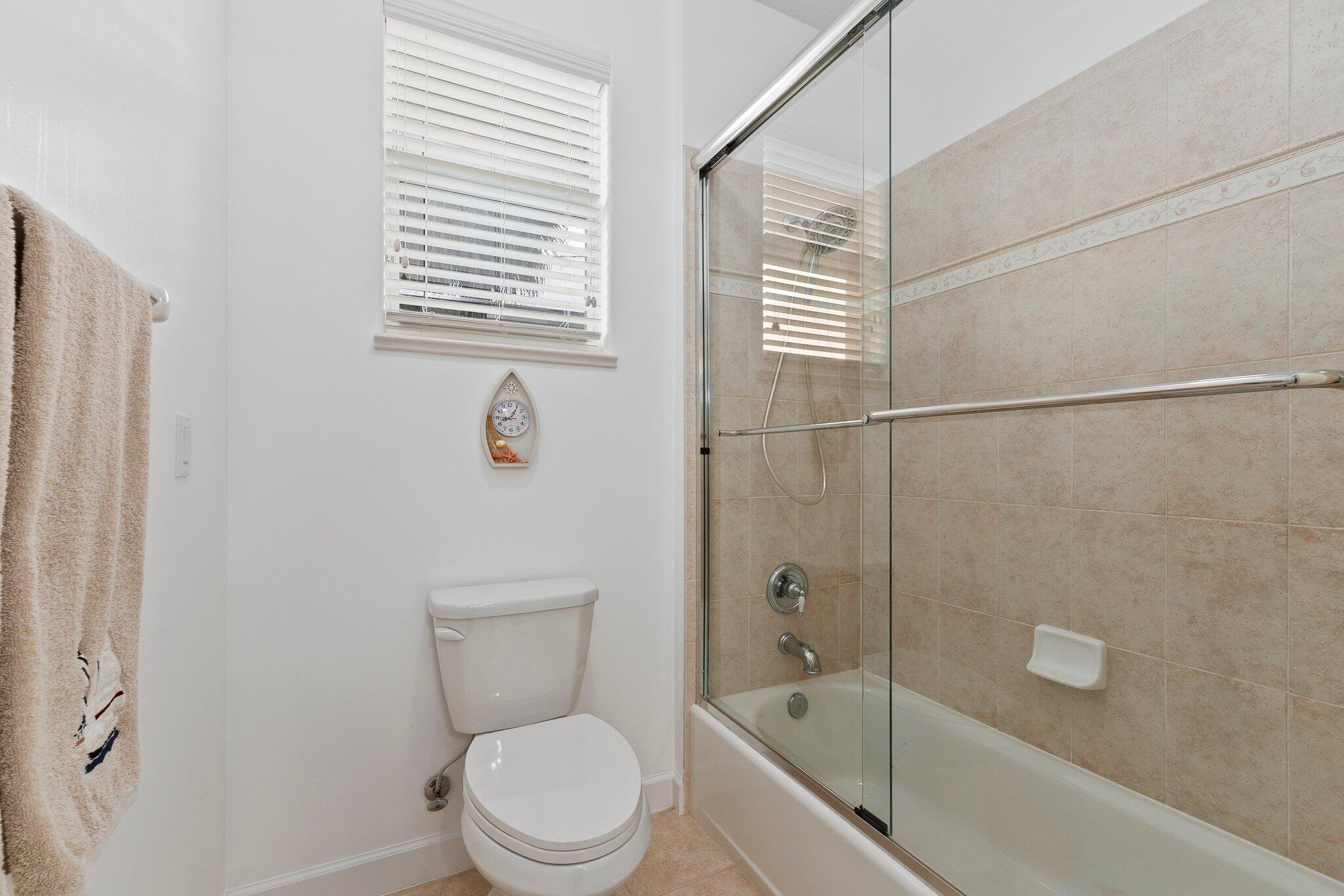 1002 SE Kitching Cove Lane, Port St. Lucie