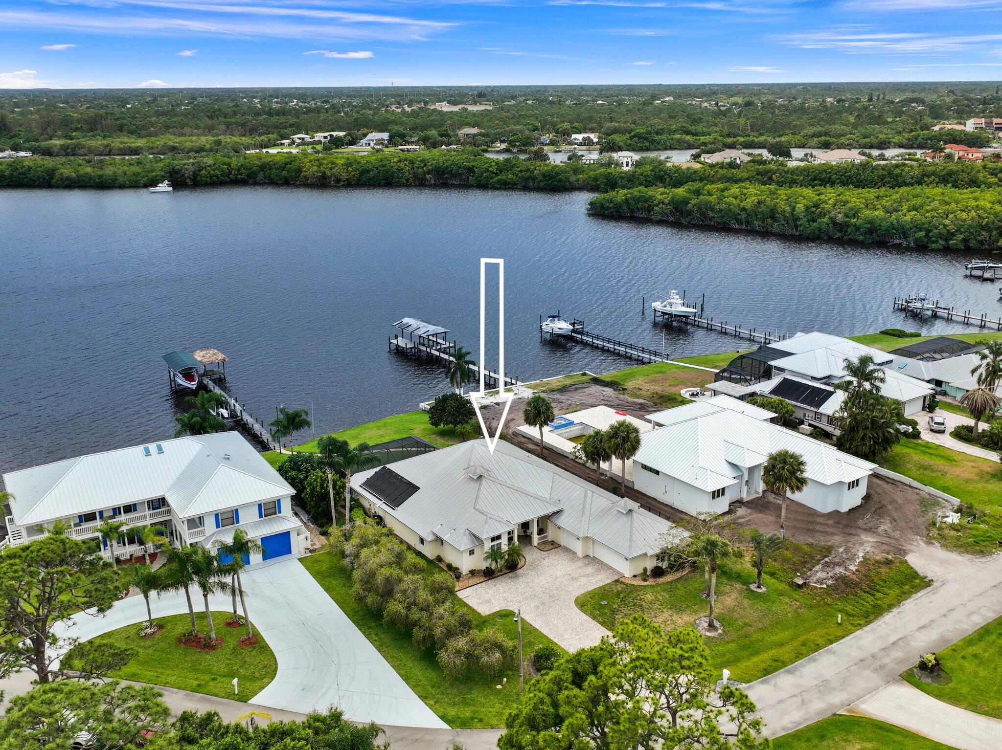 1002 SE Kitching Cove Lane, Port St. Lucie