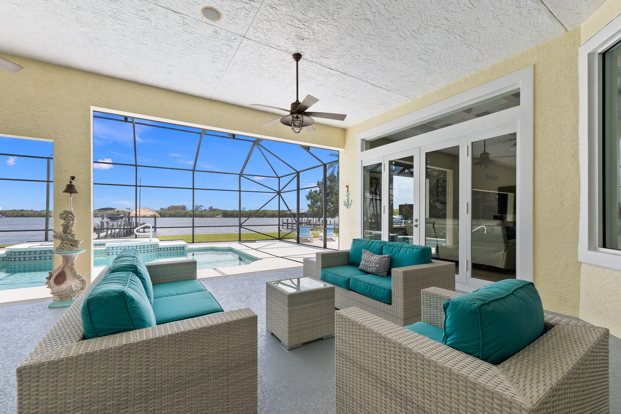 1002 SE Kitching Cove Lane, Port St. Lucie