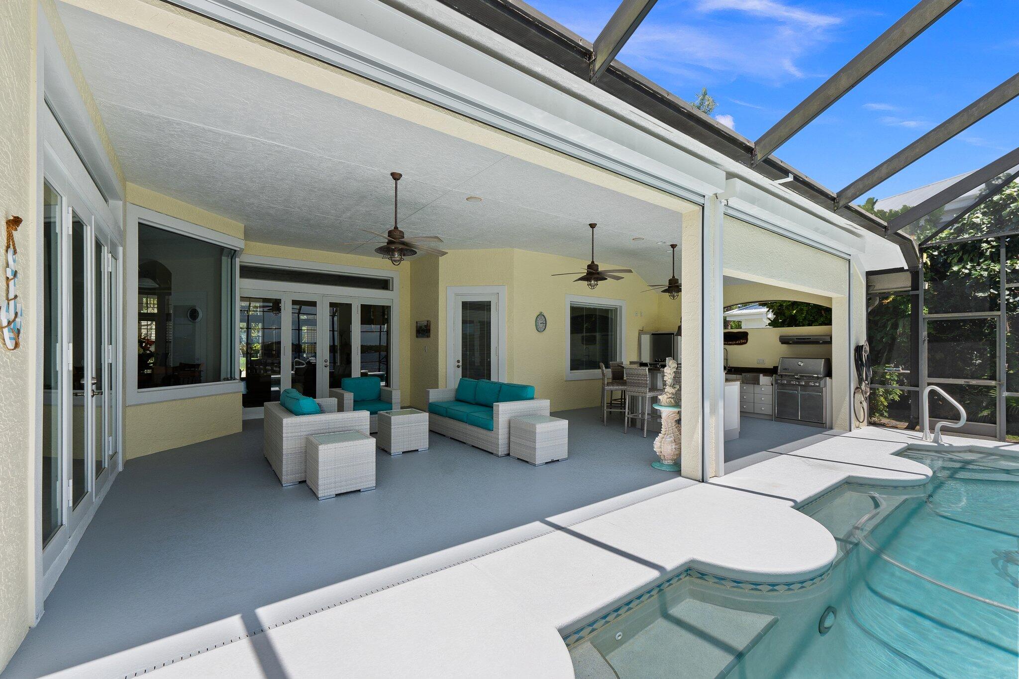 1002 SE Kitching Cove Lane, Port St. Lucie