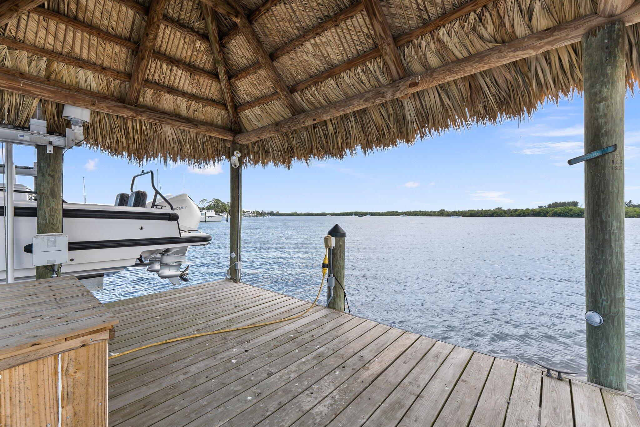 1002 SE Kitching Cove Lane, Port St. Lucie