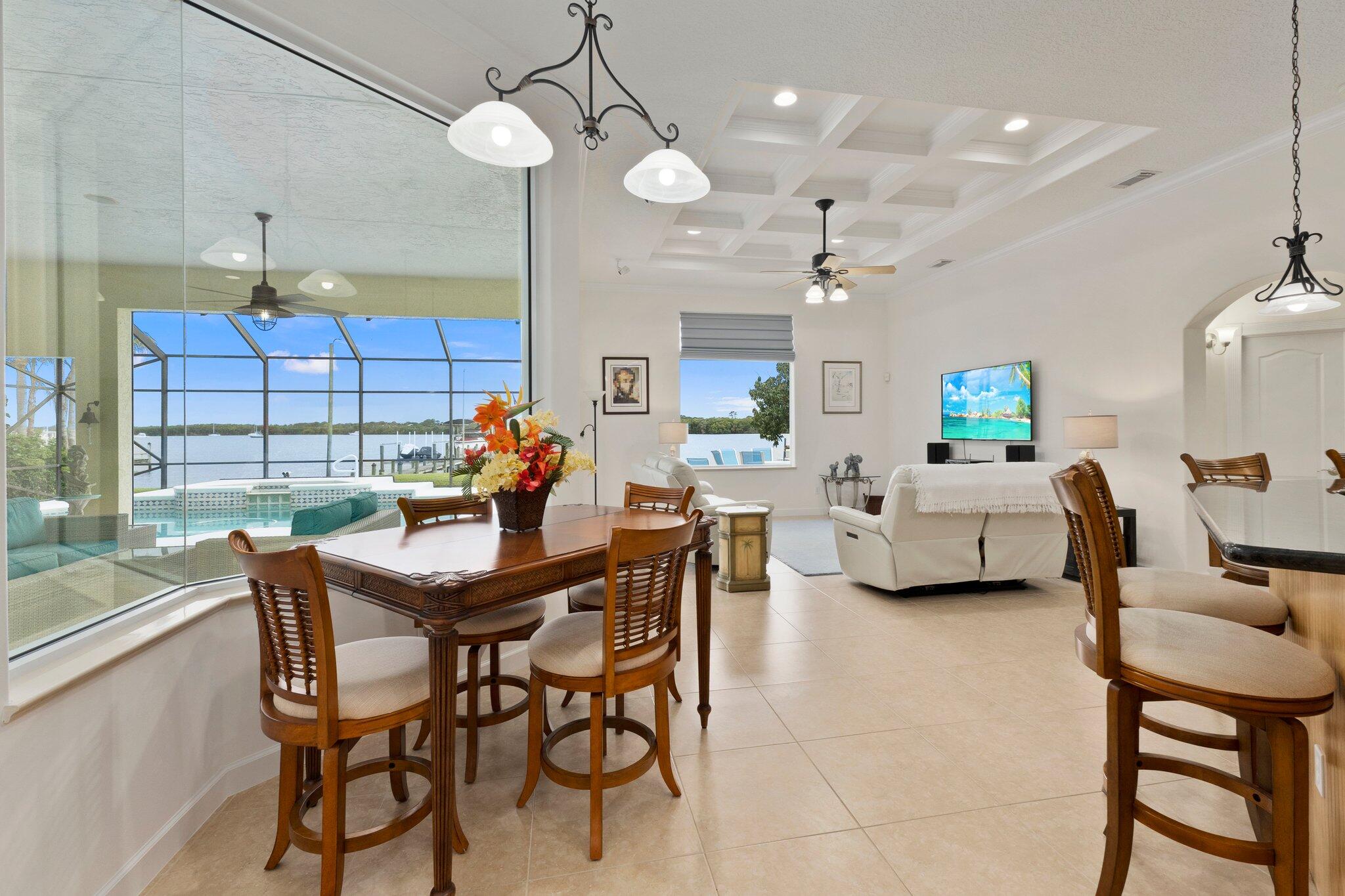 1002 SE Kitching Cove Lane, Port St. Lucie