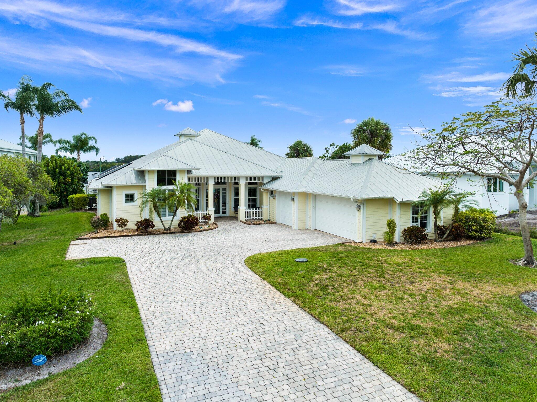 1002 SE Kitching Cove Lane, Port St. Lucie