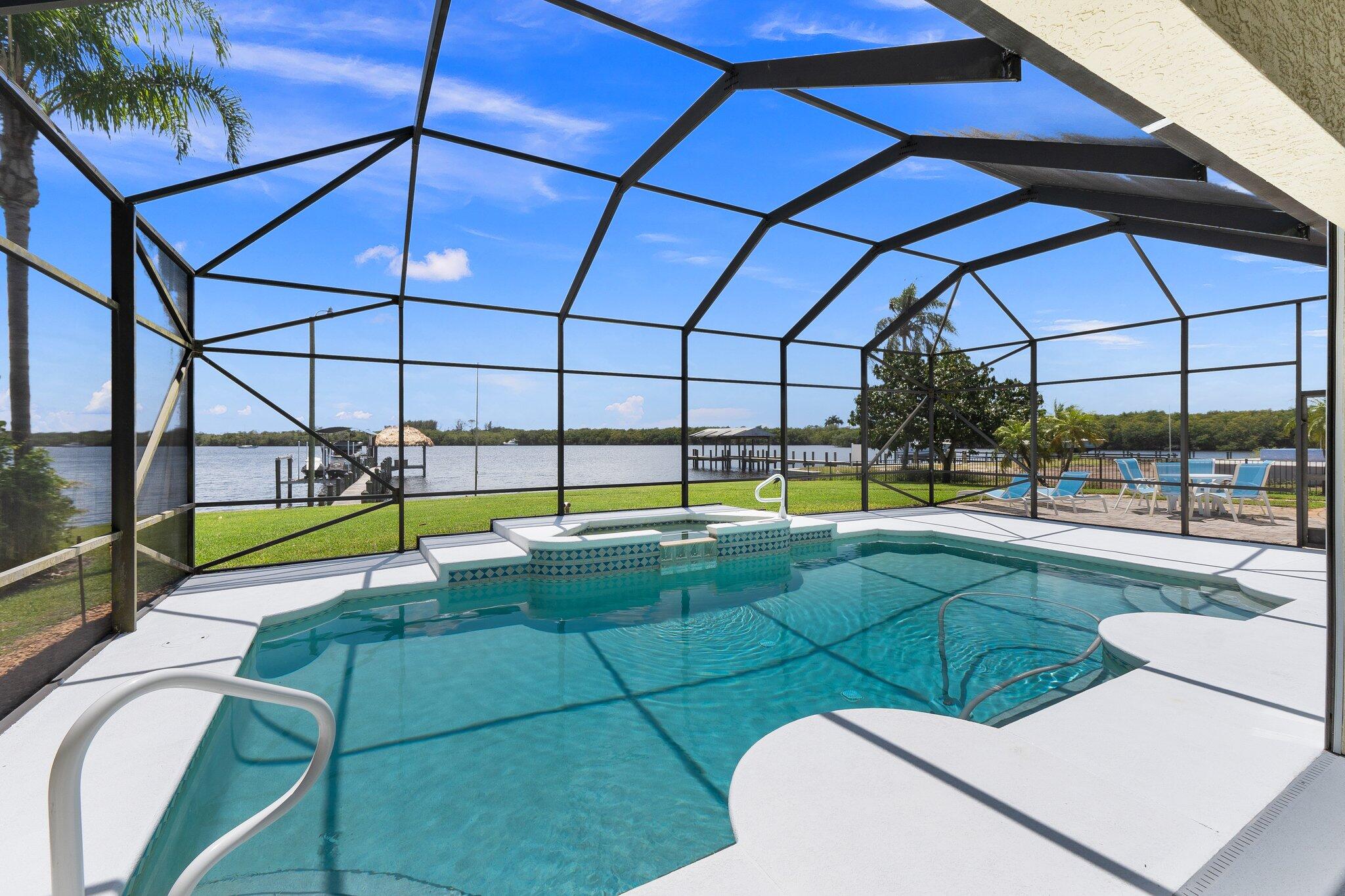 1002 SE Kitching Cove Lane, Port St. Lucie