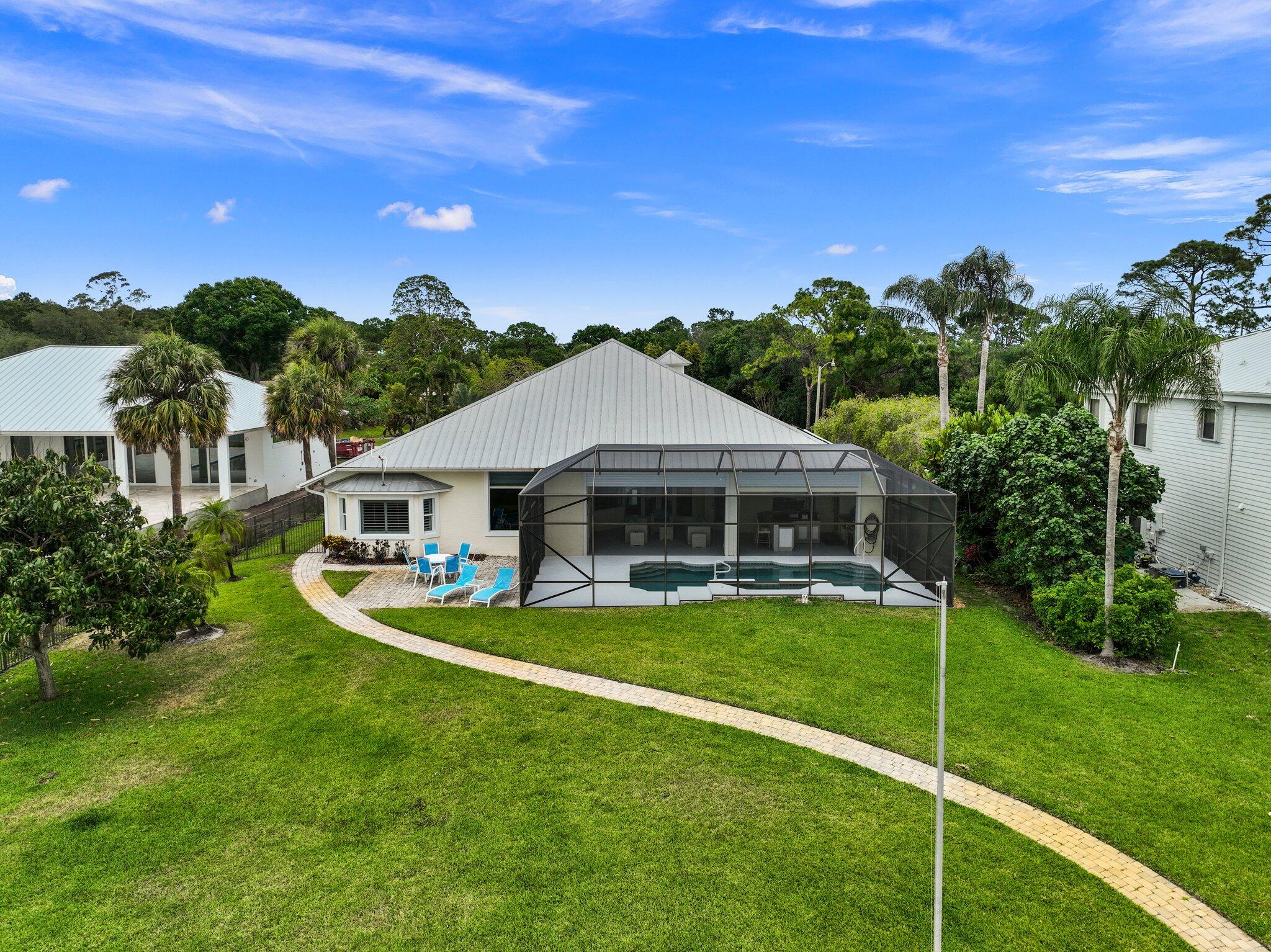 1002 SE Kitching Cove Lane, Port St. Lucie