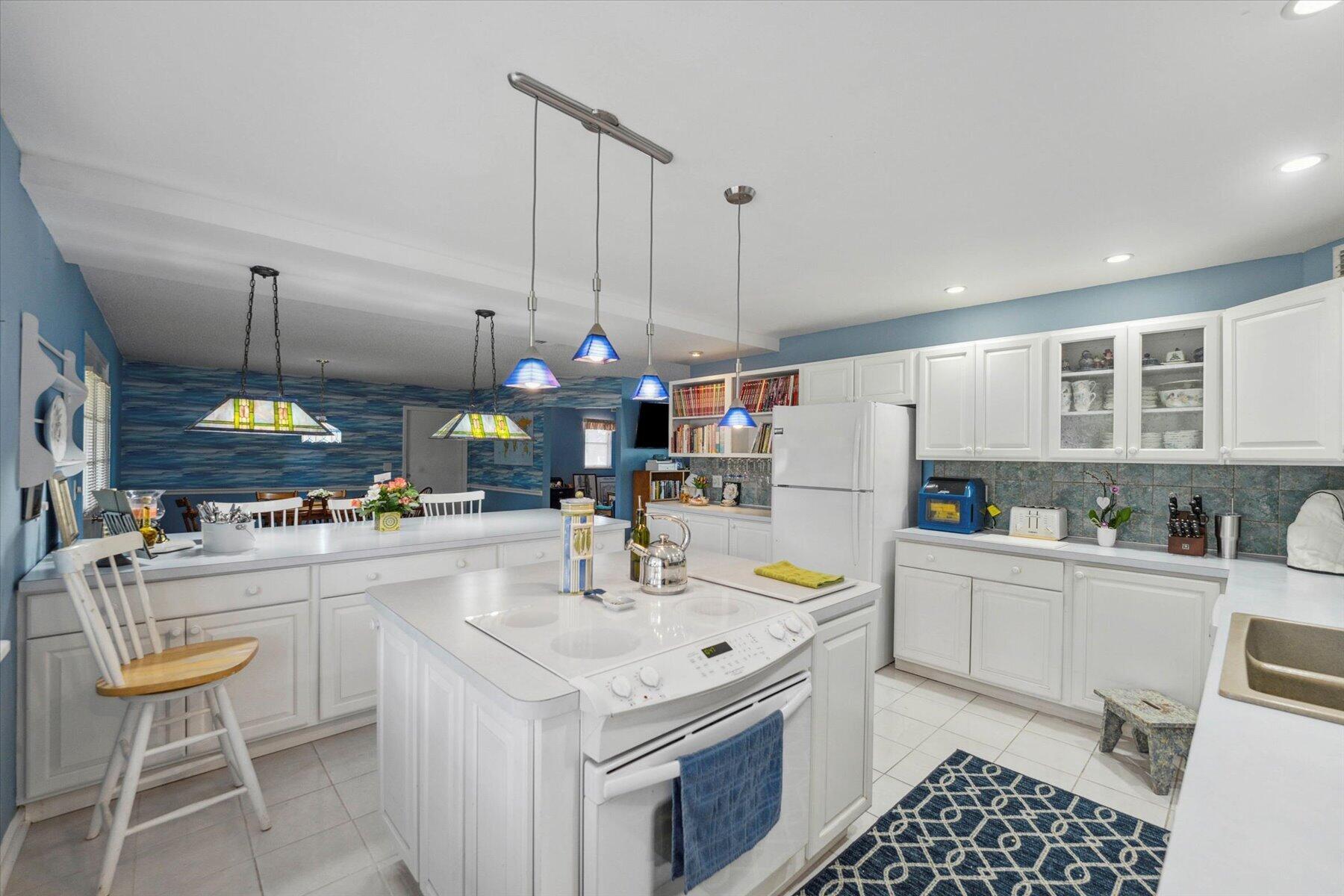 101 NE Caprona Avenue, Port St. Lucie
