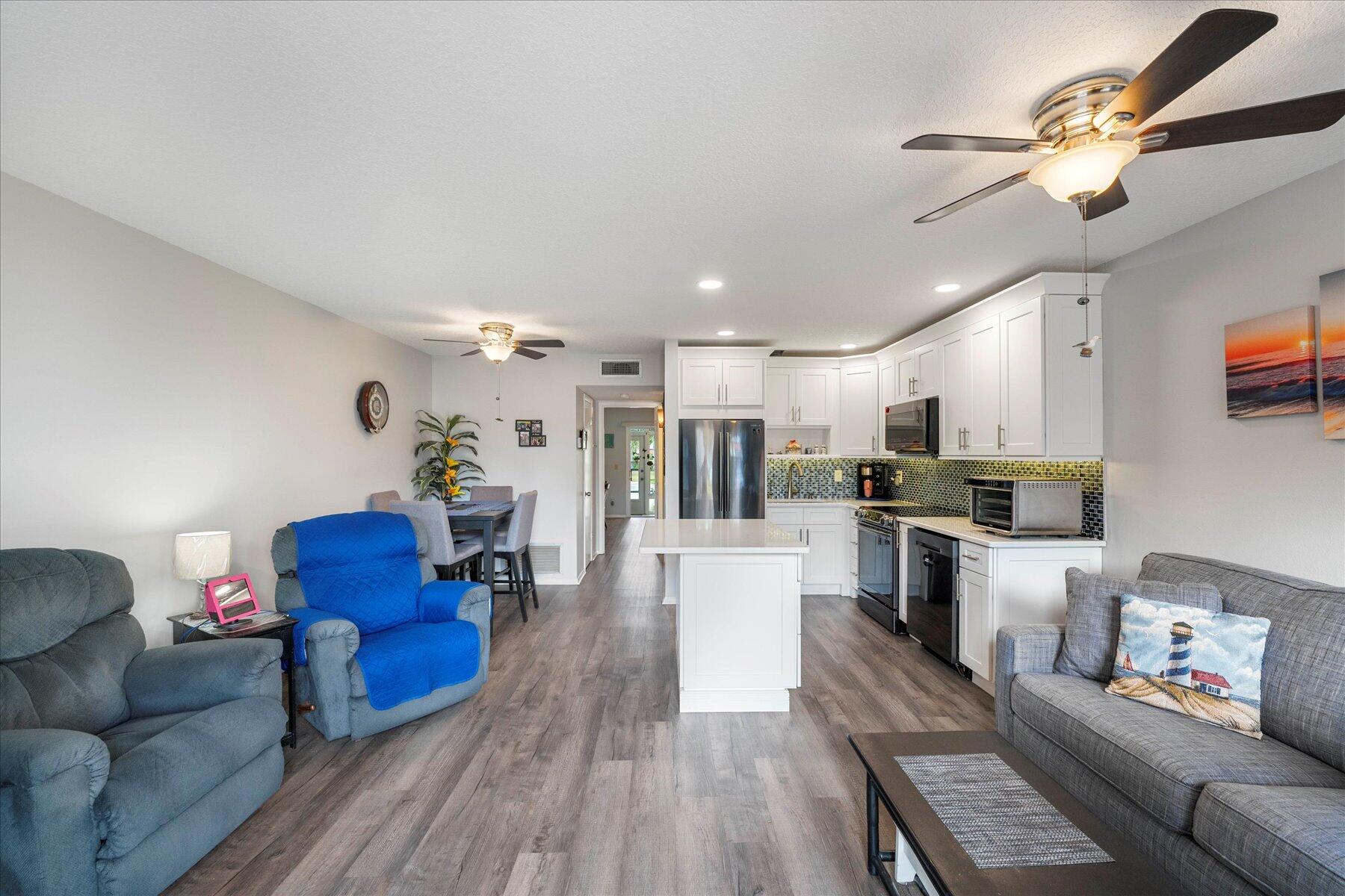 2600 SE Ocean Boulevard Ff4