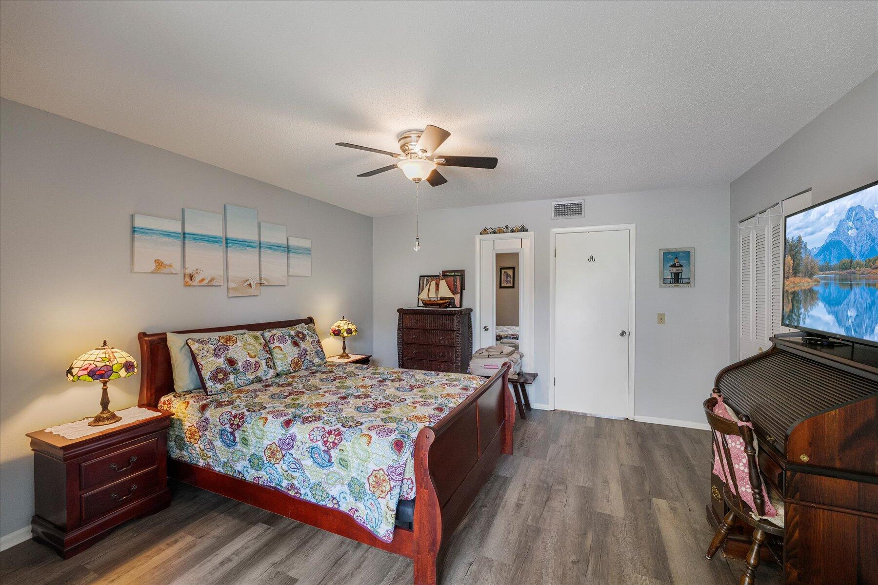 2600 SE Ocean Boulevard Ff4