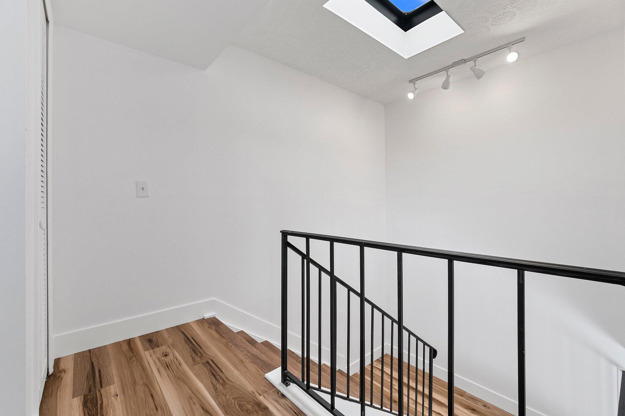 762 NW 10th Terrace