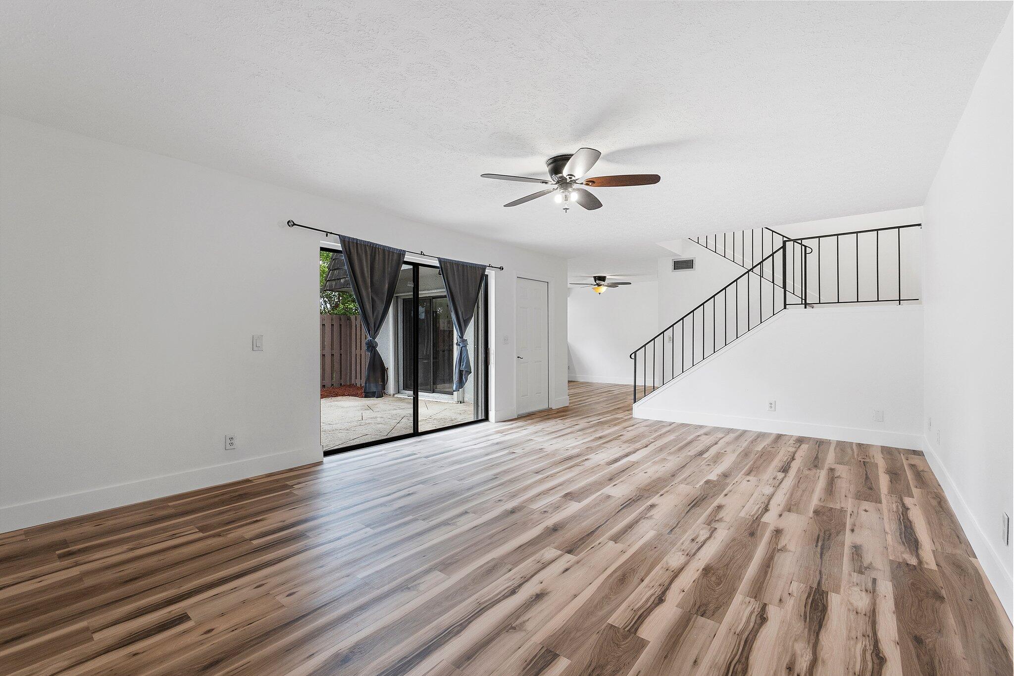 762 NW 10th Terrace