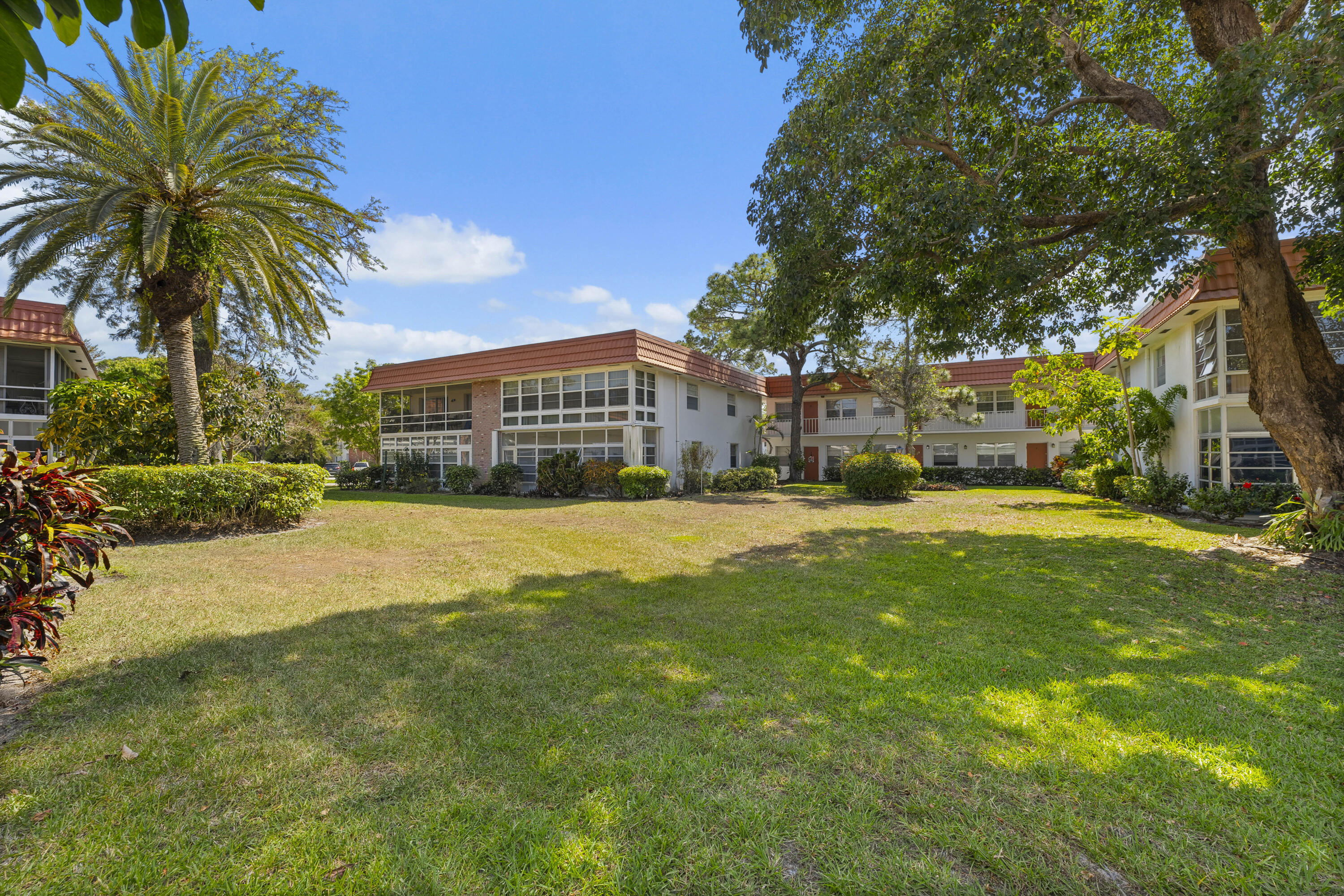 2600 SE Ocean Boulevard Q1