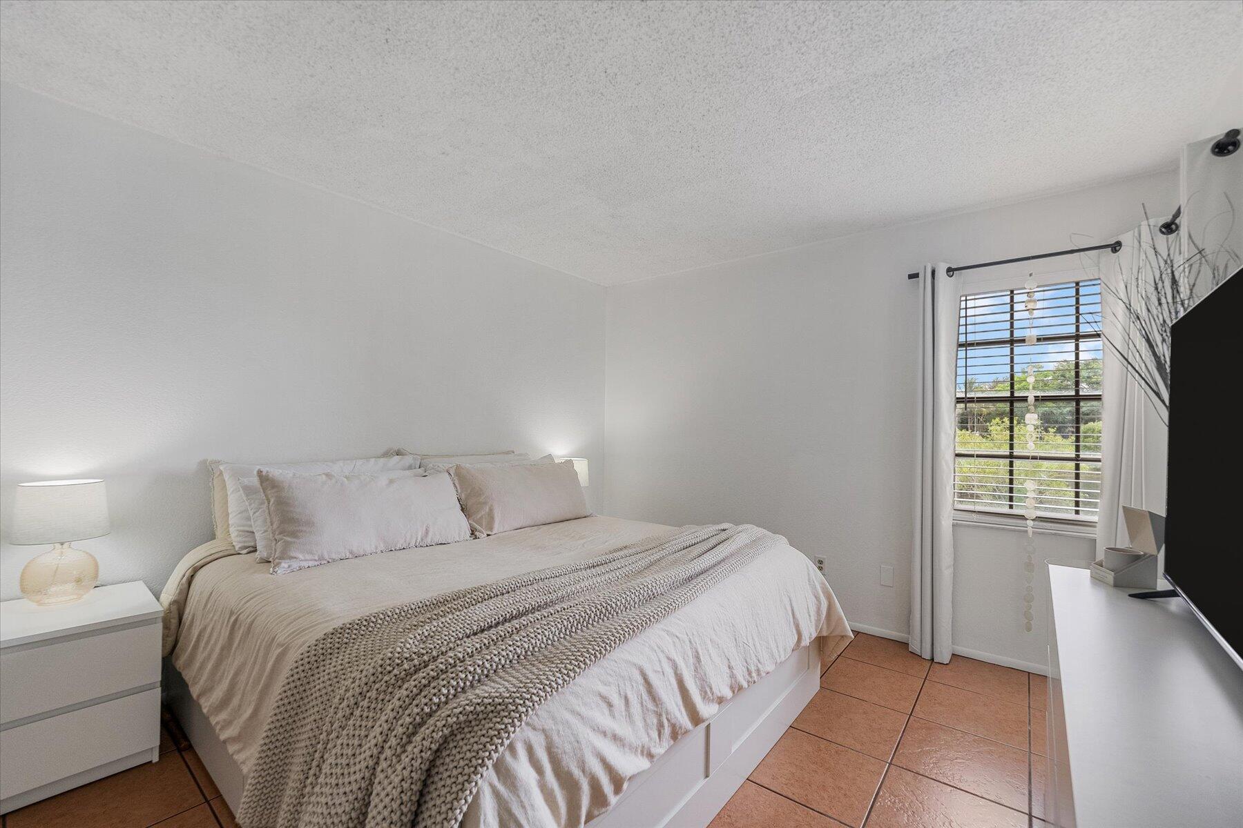 241 SW Sterret Circle, Port St. Lucie