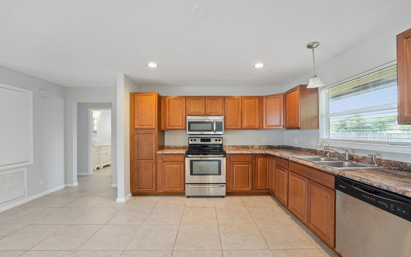 2374 SW Woodridge Street, Port St. Lucie