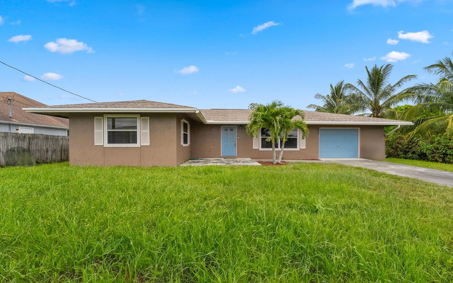 2374 SW Woodridge Street, Port St. Lucie