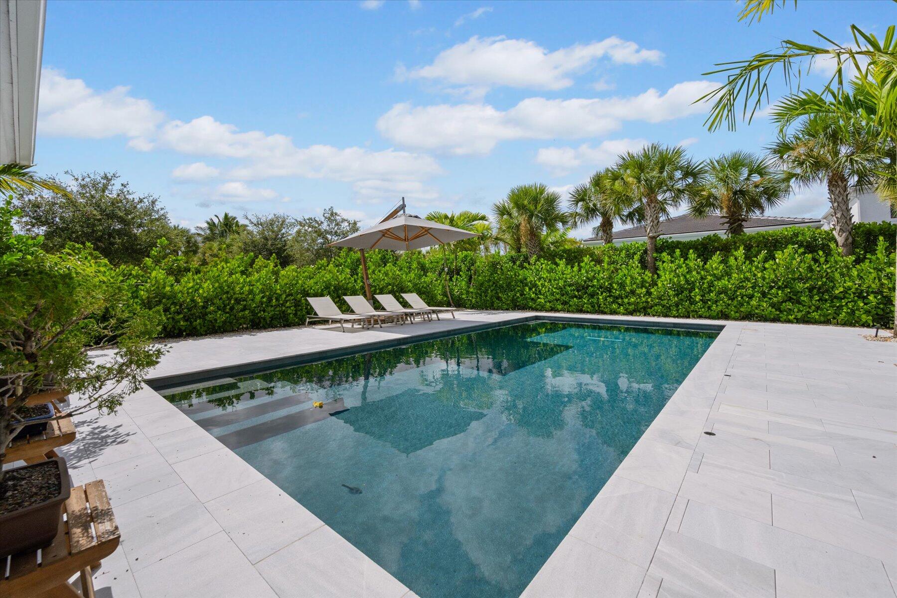 13662 Artisan Circle