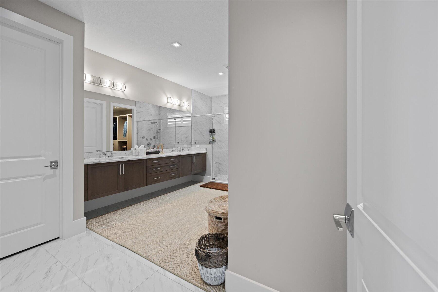 13662 Artisan Circle