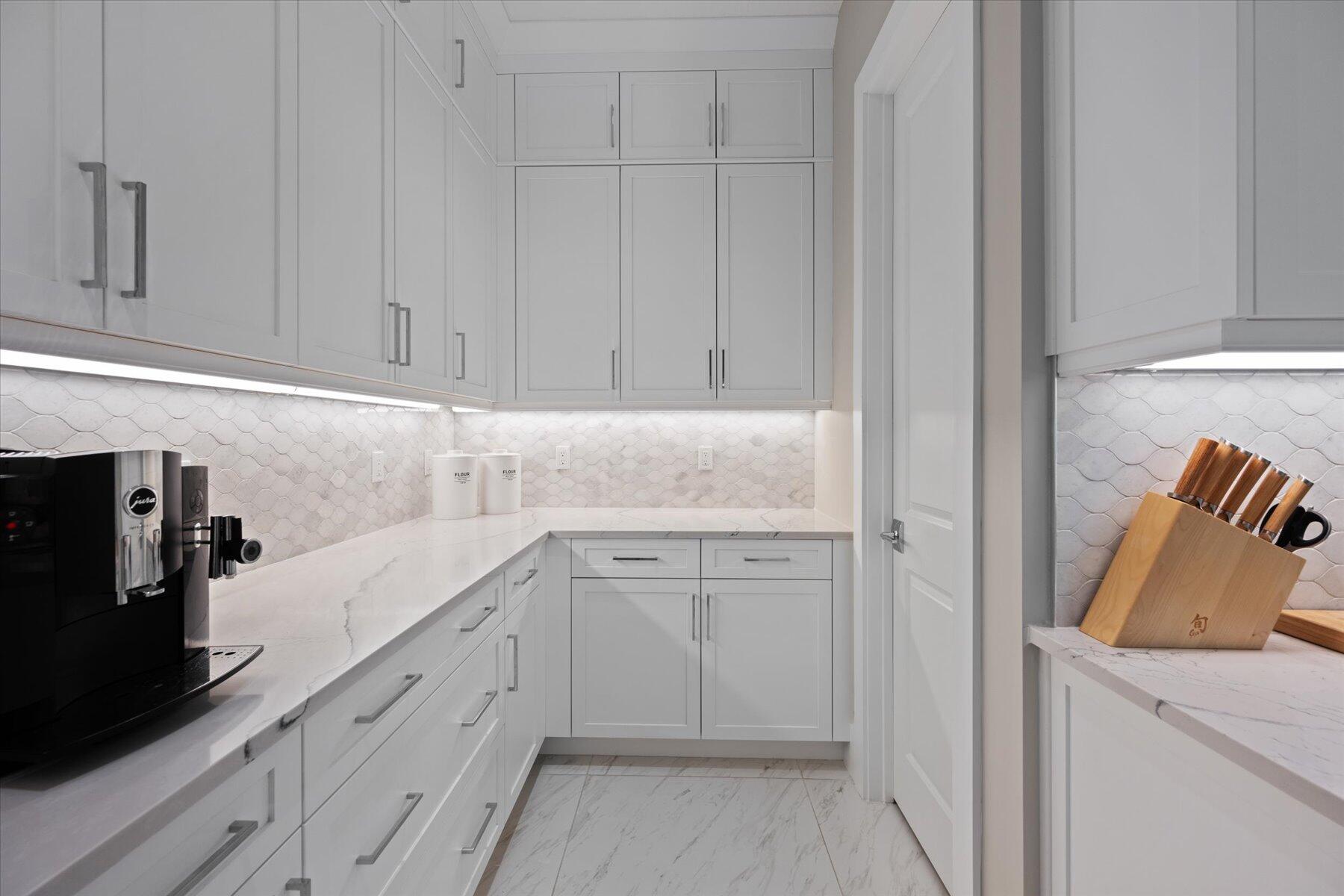 13662 Artisan Circle