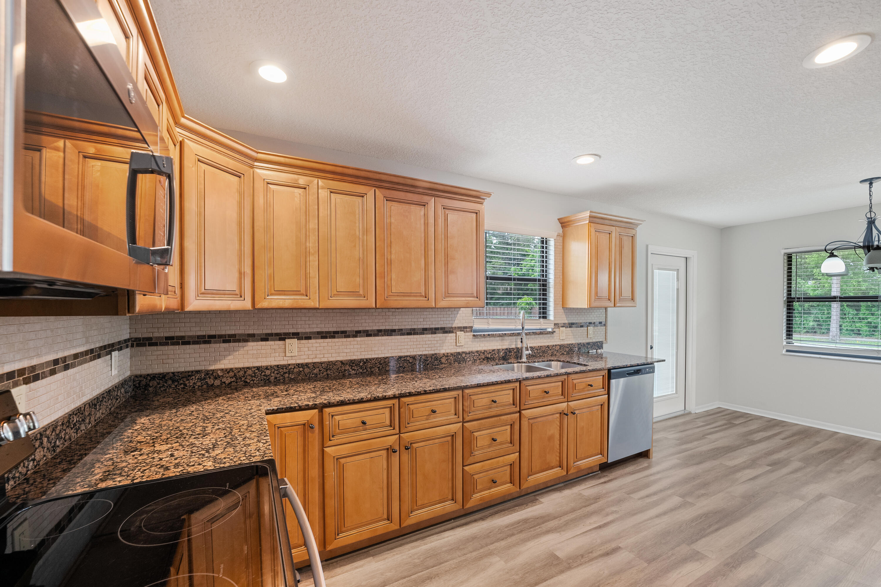 1461 SW Vizcaya Circle