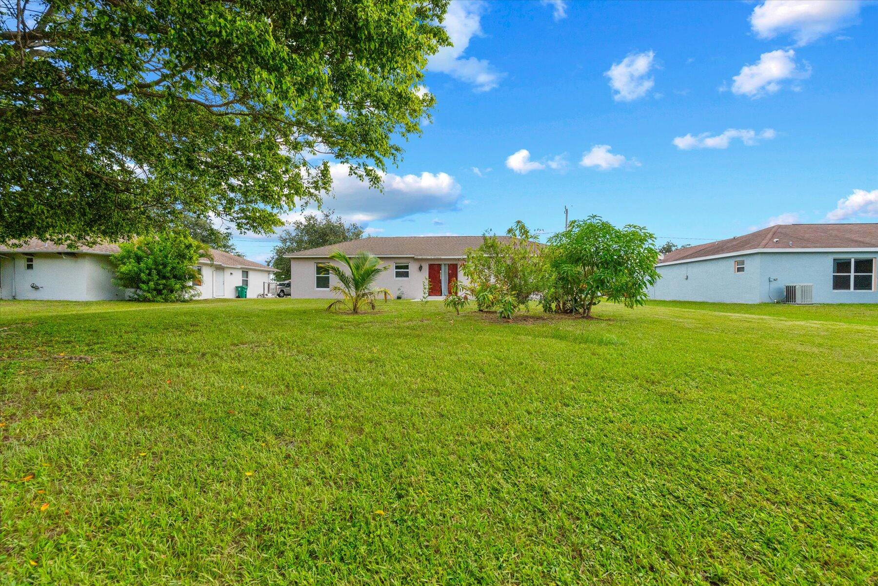 2234 SE Friendship Street, Port St. Lucie
