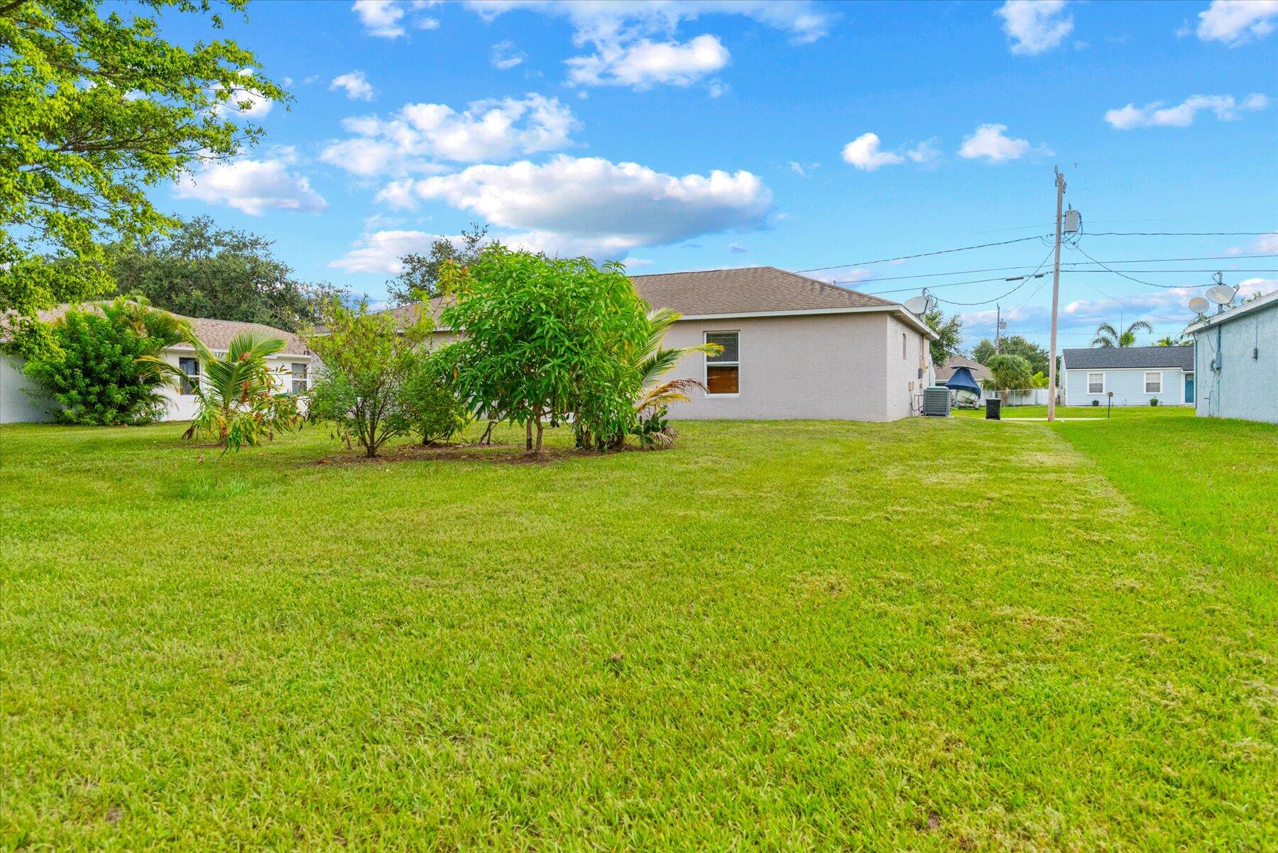 2234 SE Friendship Street, Port St. Lucie