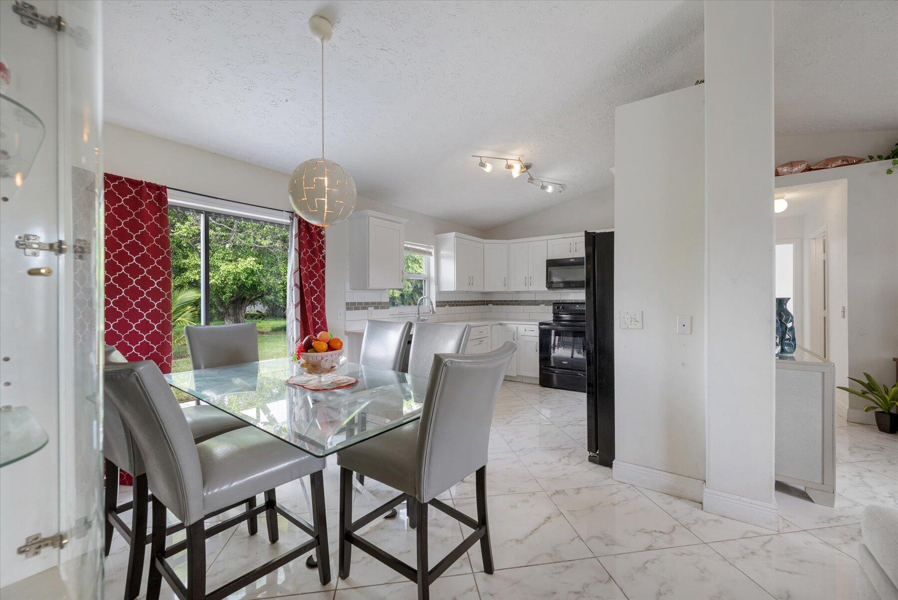 2234 SE Friendship Street, Port St. Lucie