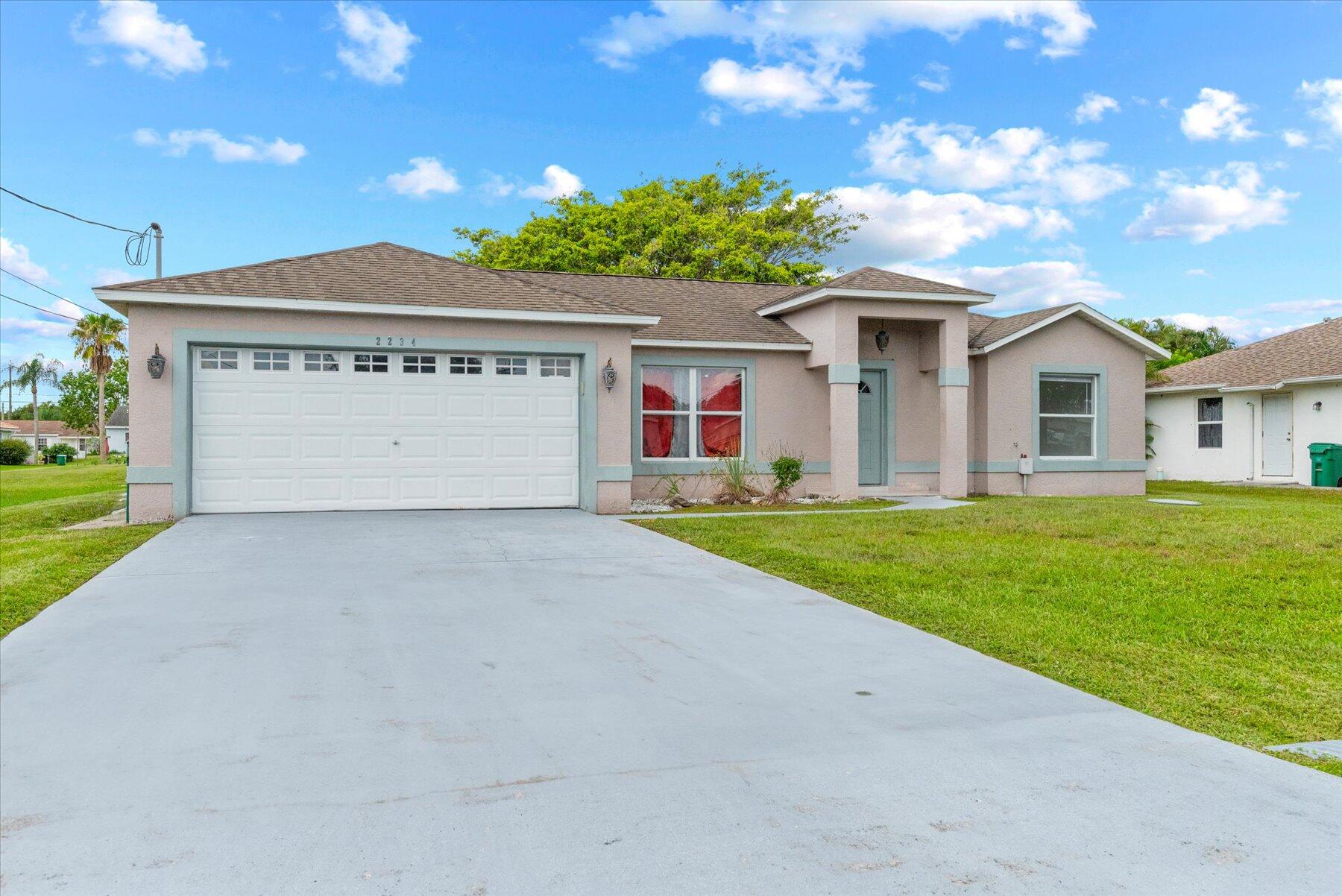 2234 SE Friendship Street, Port St. Lucie
