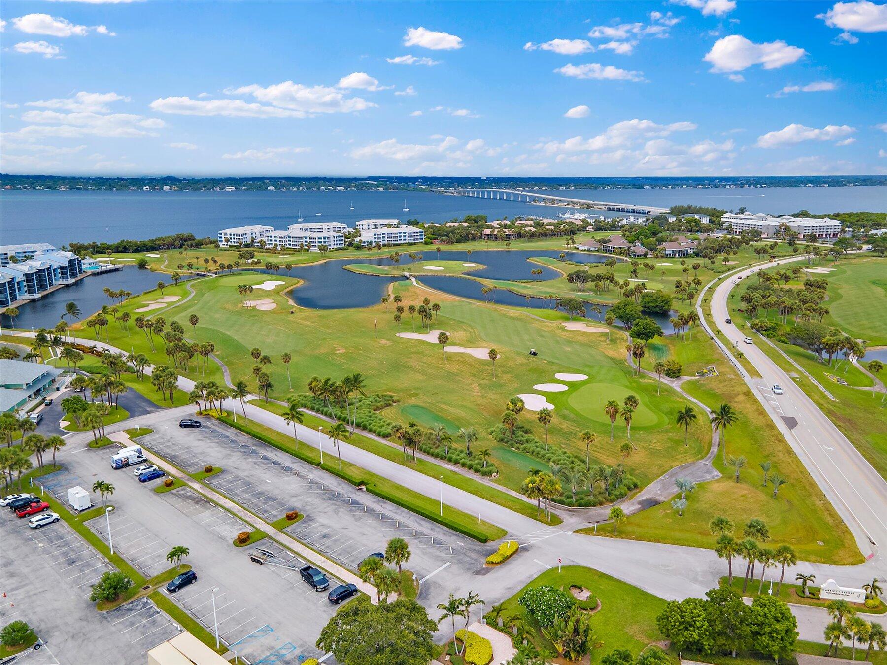 221 NE Plantation Road 406