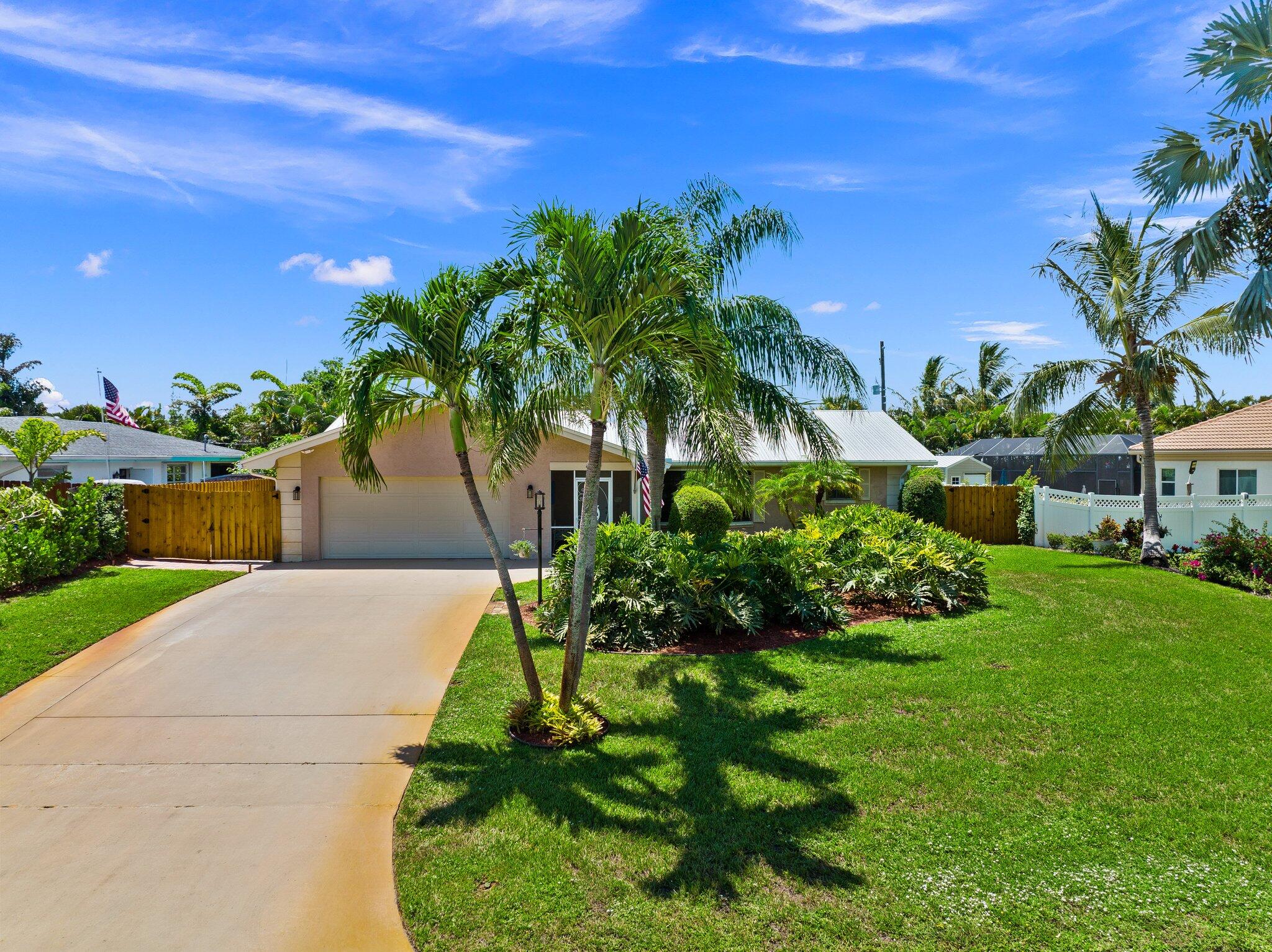 4429 SE Bayshore Terrace