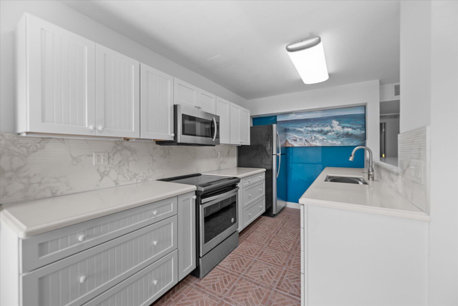 2929 SE Ocean Boulevard 2