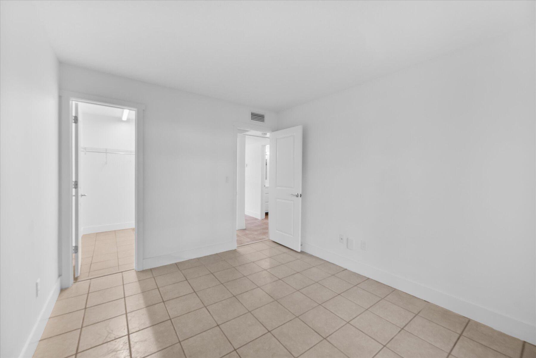 2929 SE Ocean Boulevard 2