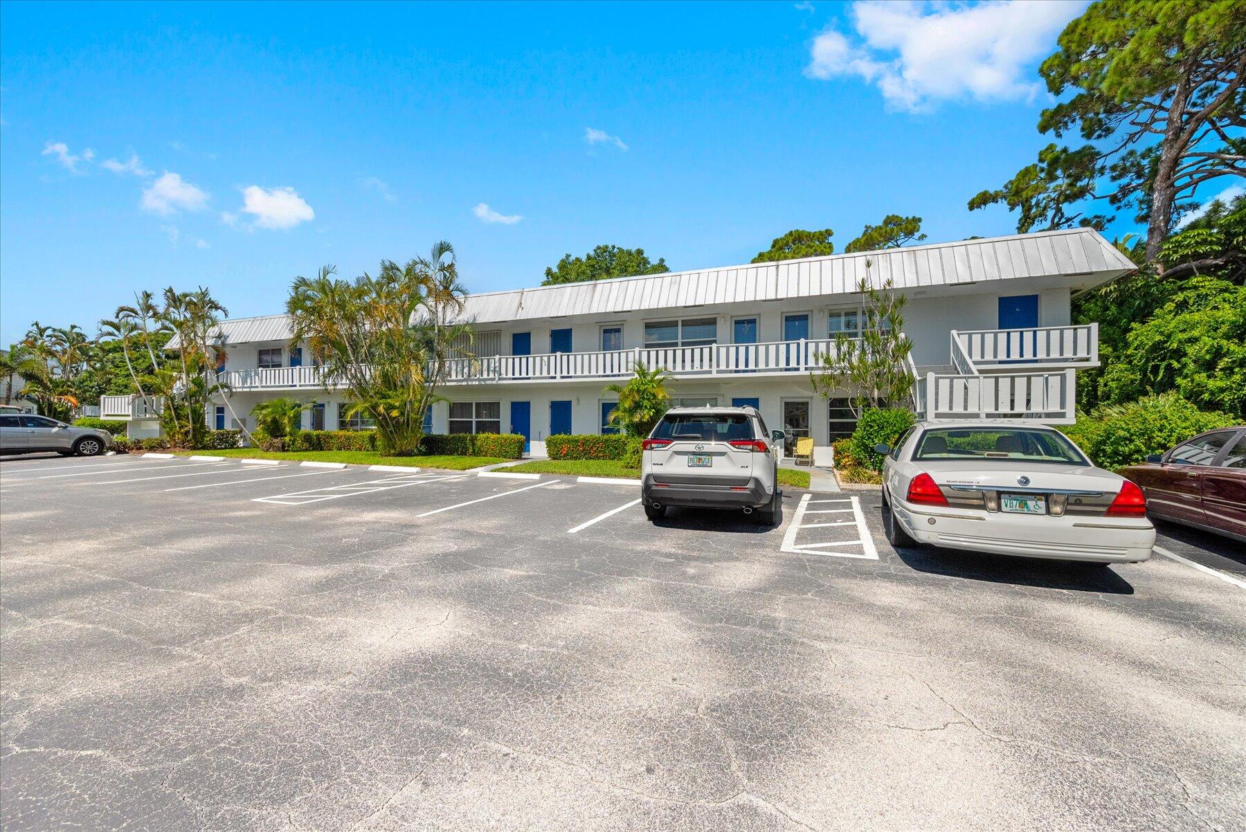 2929 SE Ocean Boulevard 2